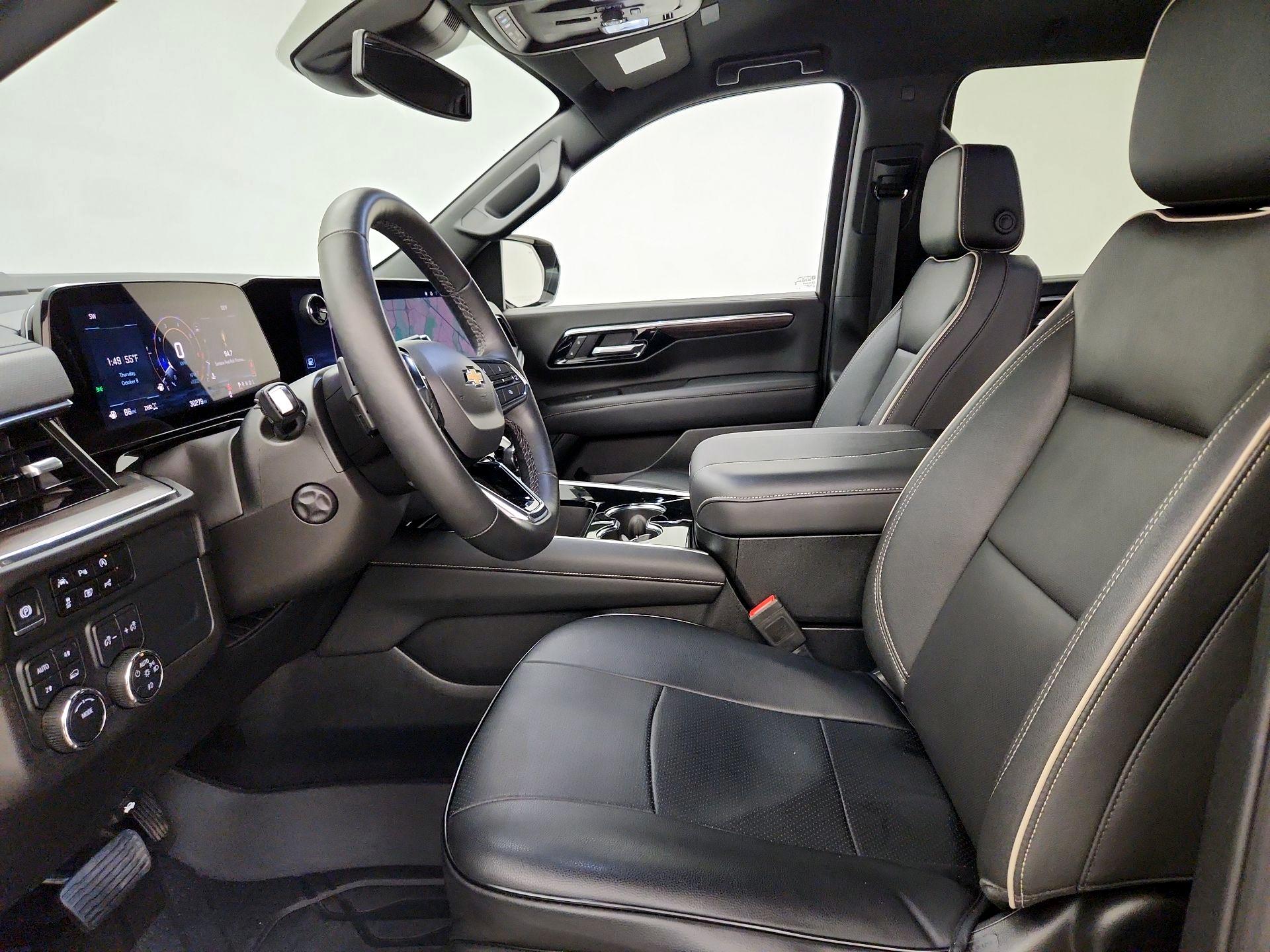 Thumbnail: 2025 Chevrolet Suburban - 11