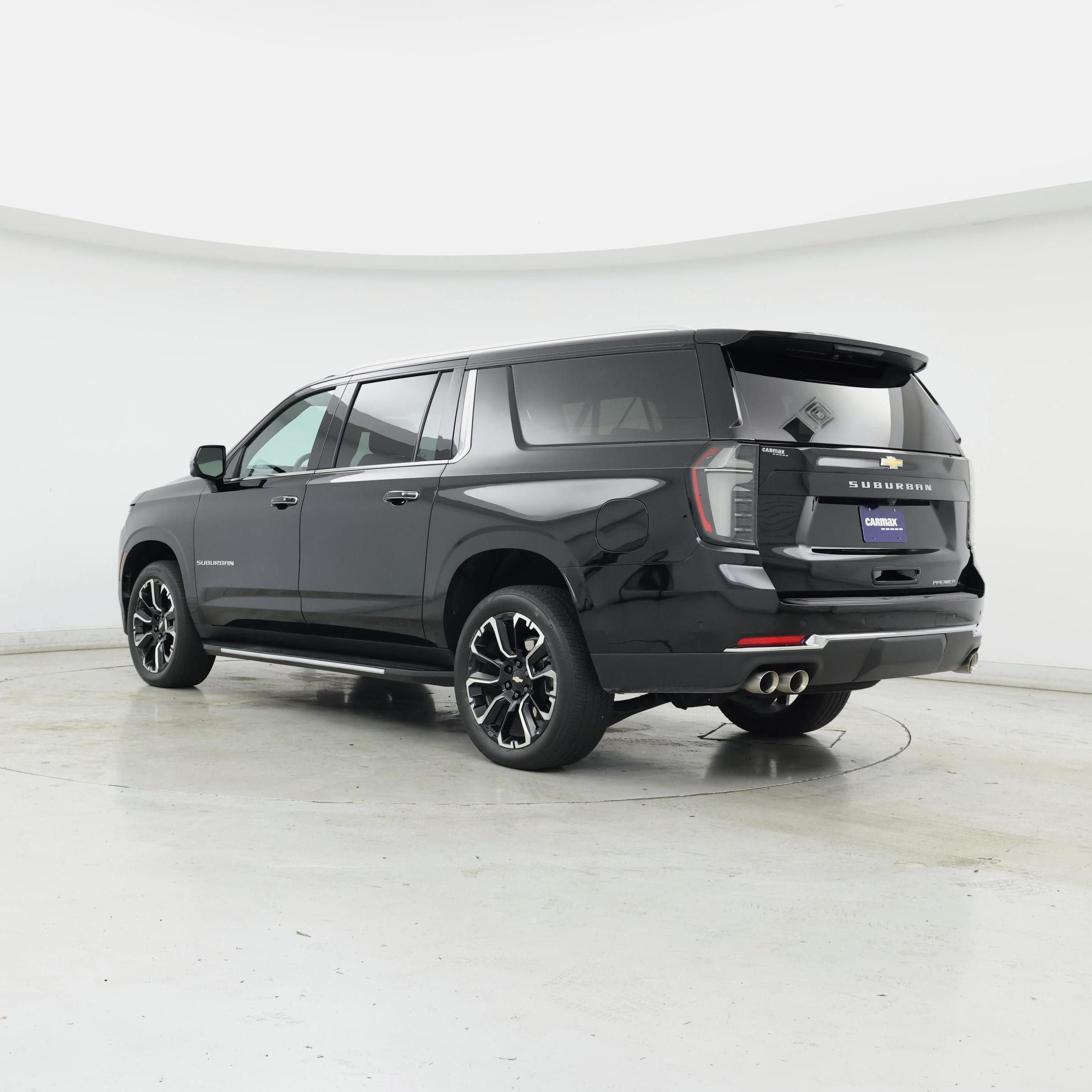 Thumbnail: 2025 Chevrolet Suburban - 2