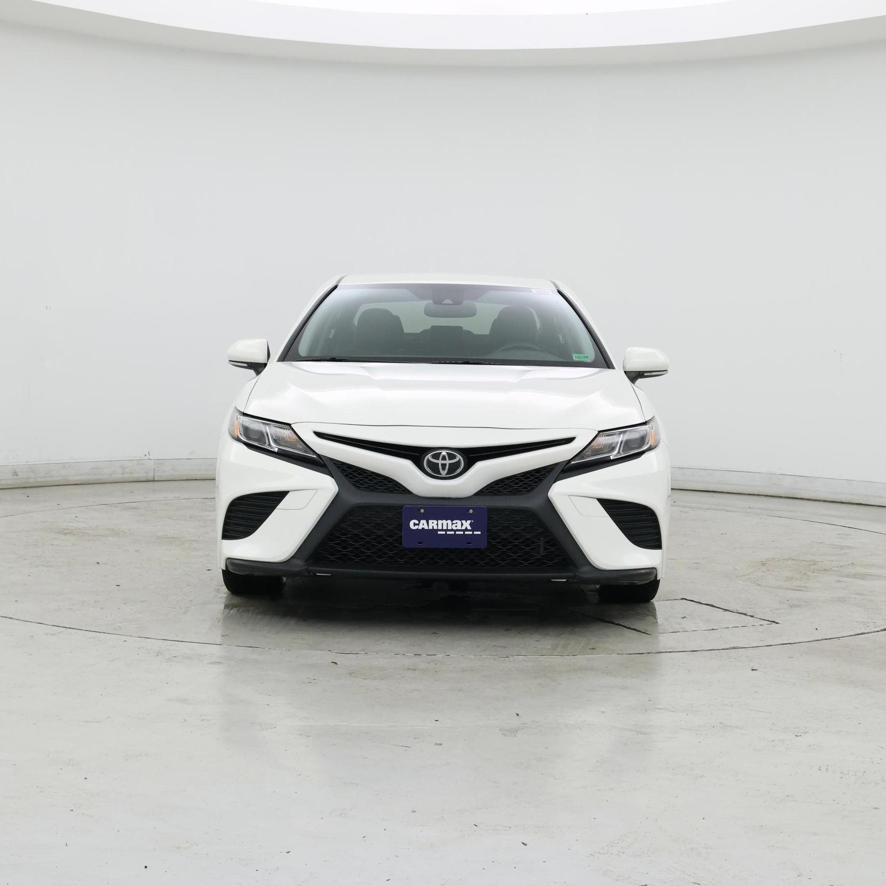 Thumbnail: 2019 Toyota Camry - 5
