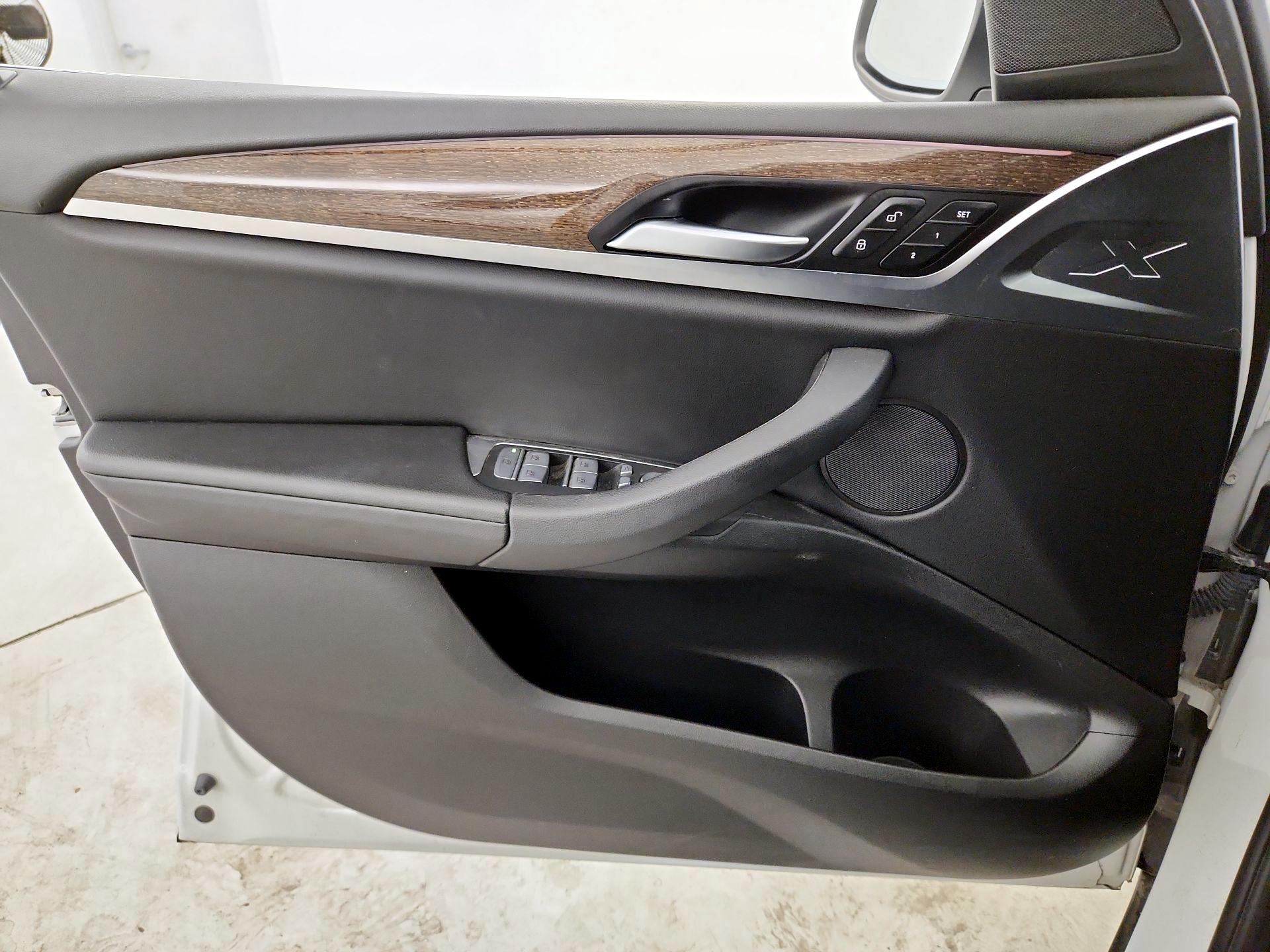 Thumbnail: 2022 BMW X3 - 12
