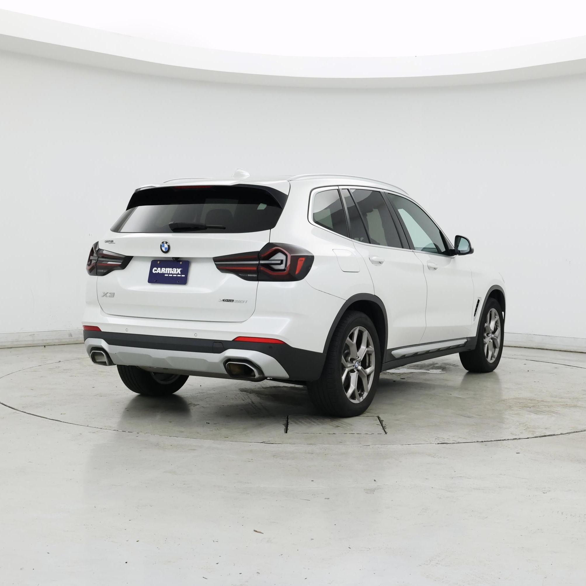 Thumbnail: 2022 BMW X3 - 8