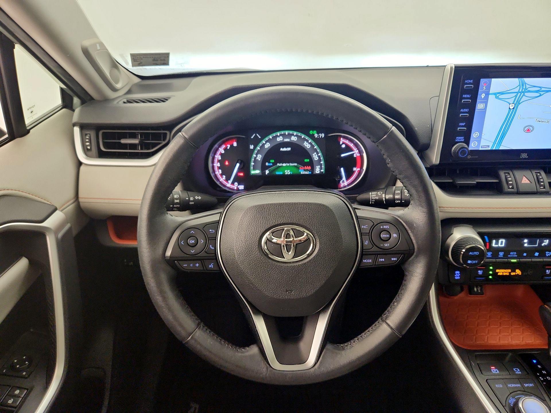 Thumbnail: 2019 Toyota RAV4 - 10