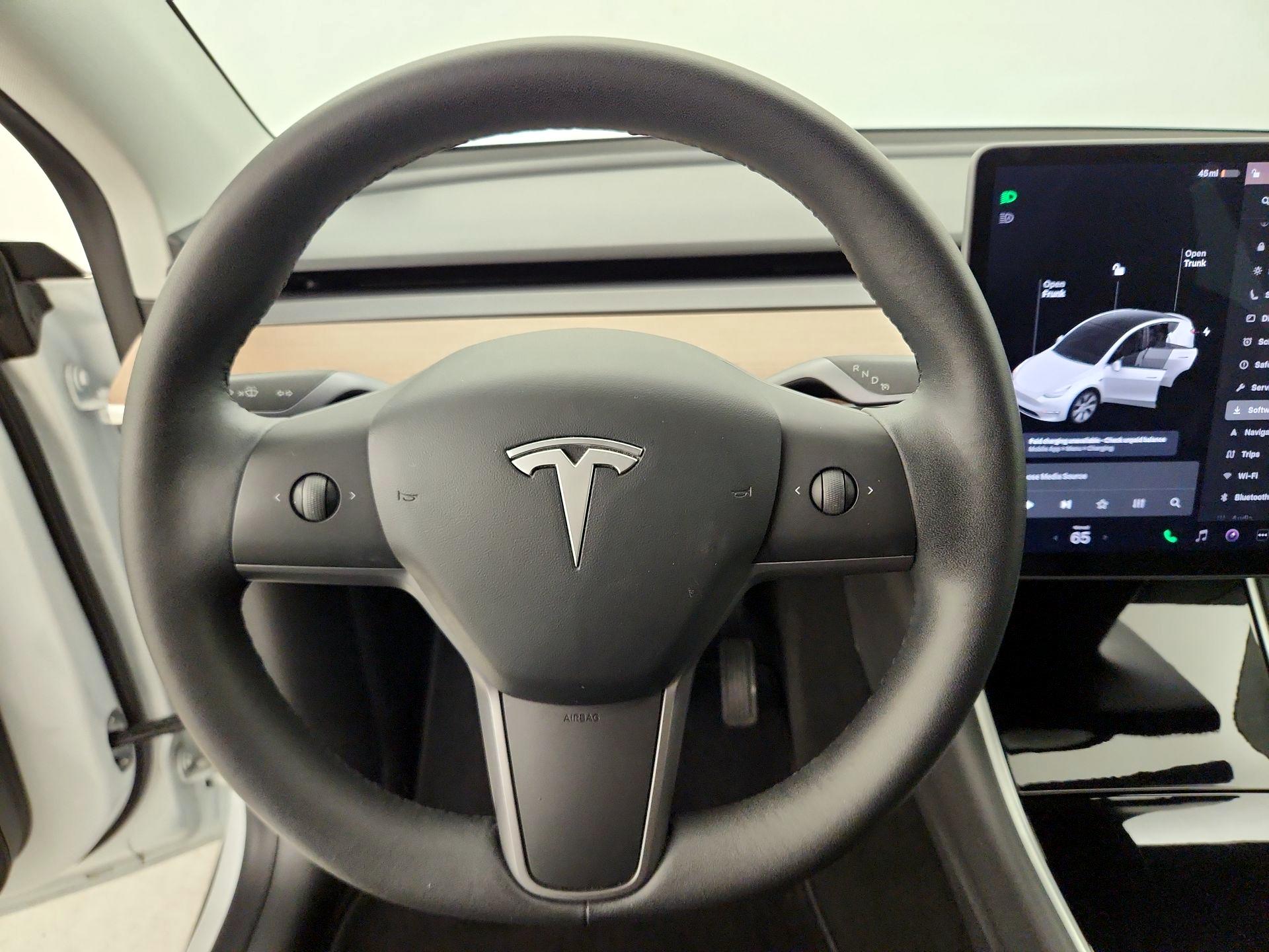 Thumbnail: 2021 Tesla Model Y - 10