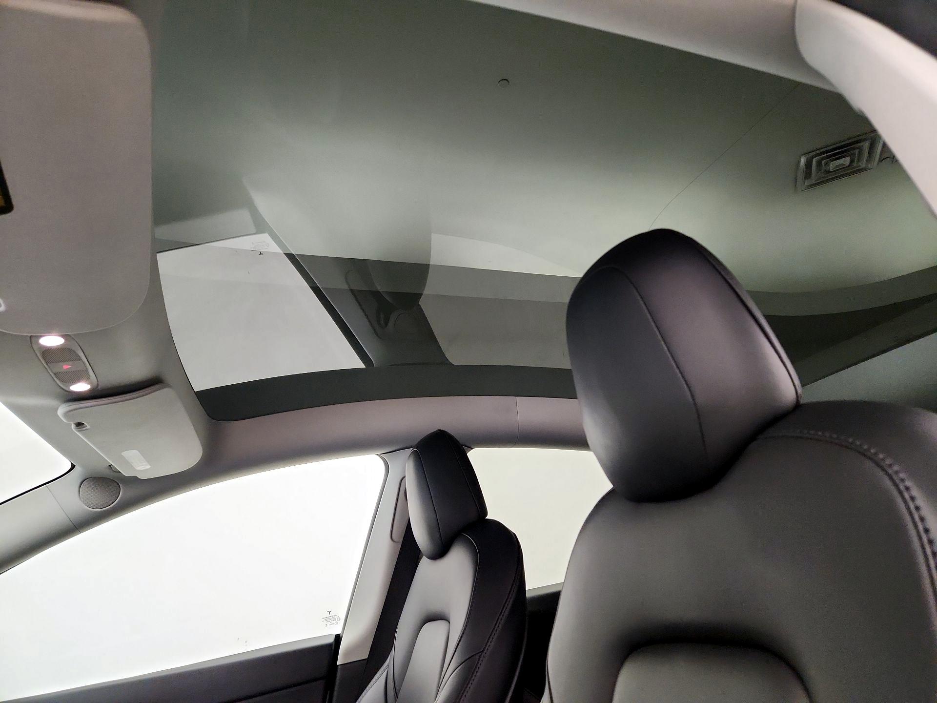 Thumbnail: 2021 Tesla Model Y - 19