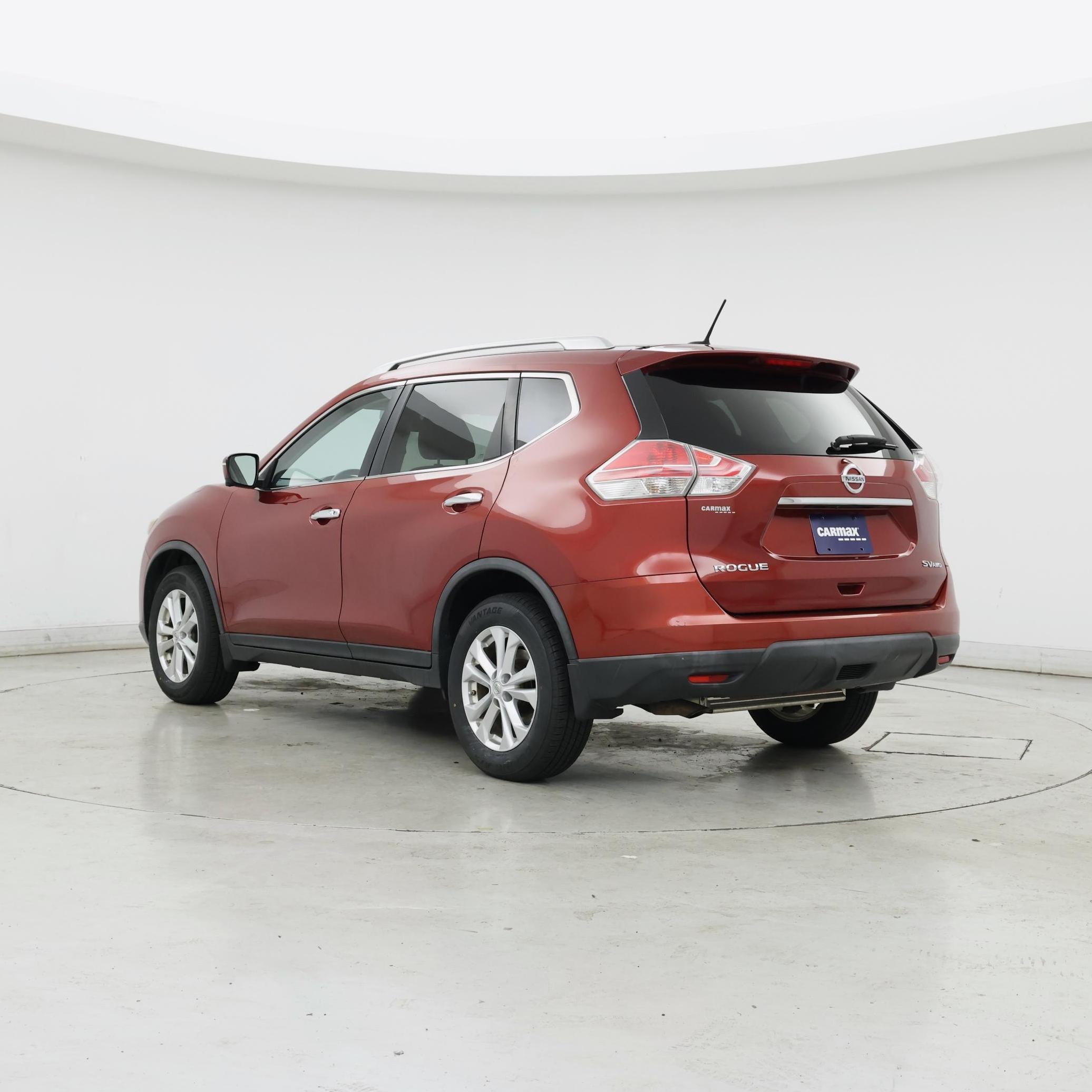Thumbnail: 2015 Nissan Rogue - 2