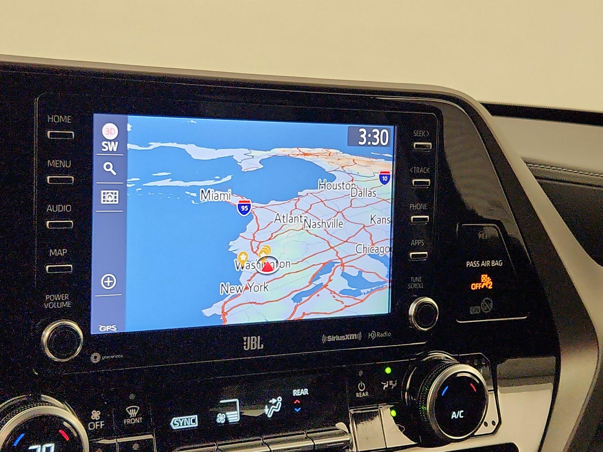Thumbnail: 2021 Toyota Highlander - 14