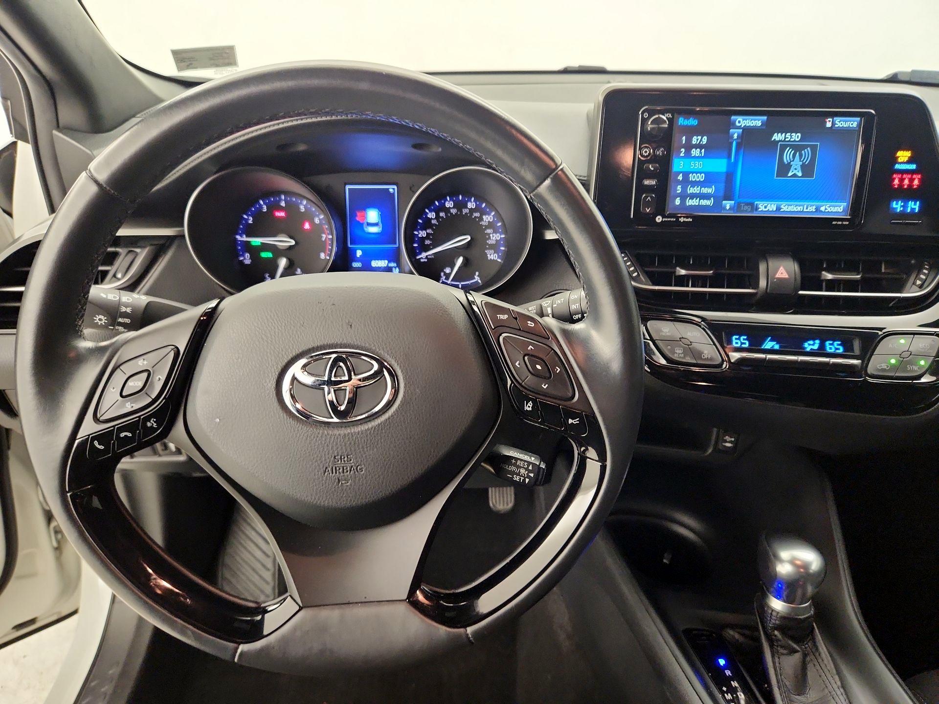 Thumbnail: 2018 Toyota C-HR - 10