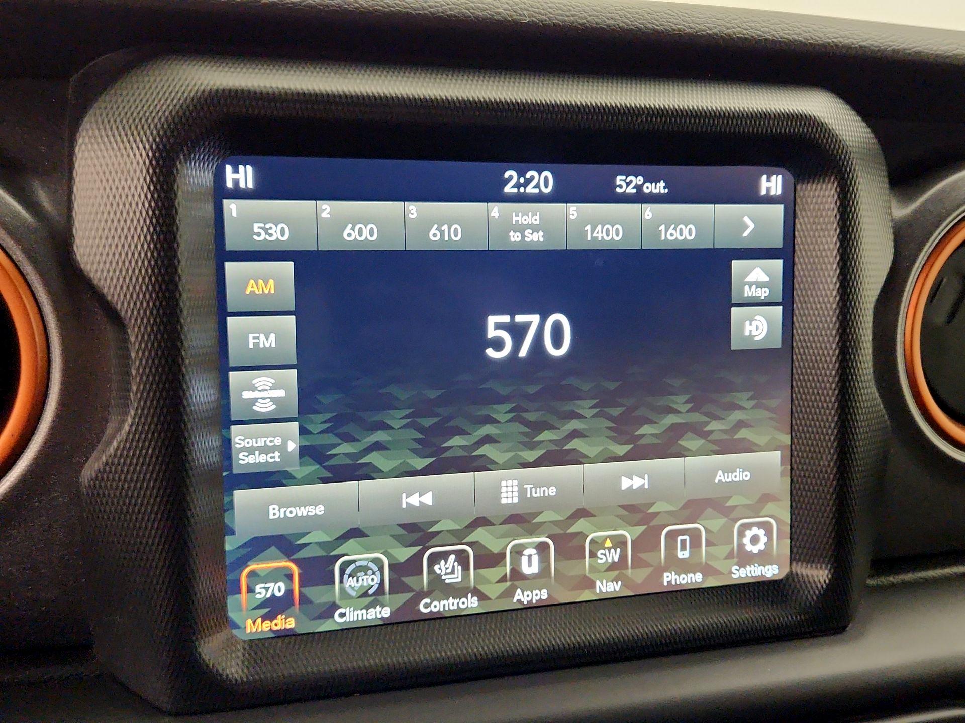 Thumbnail: 2022 Jeep Gladiator - 16