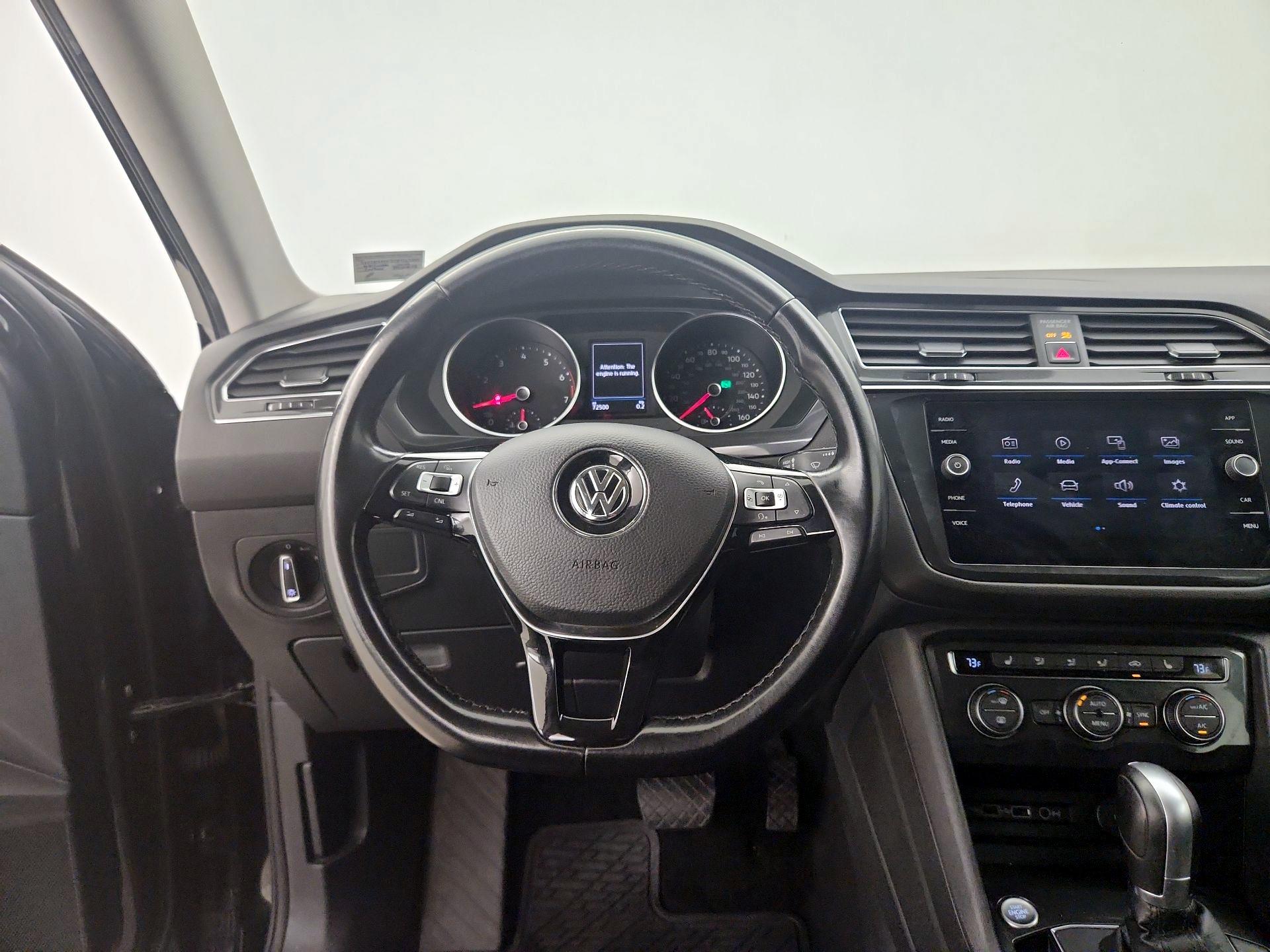 Thumbnail: 2018 Volkswagen Tiguan - 10