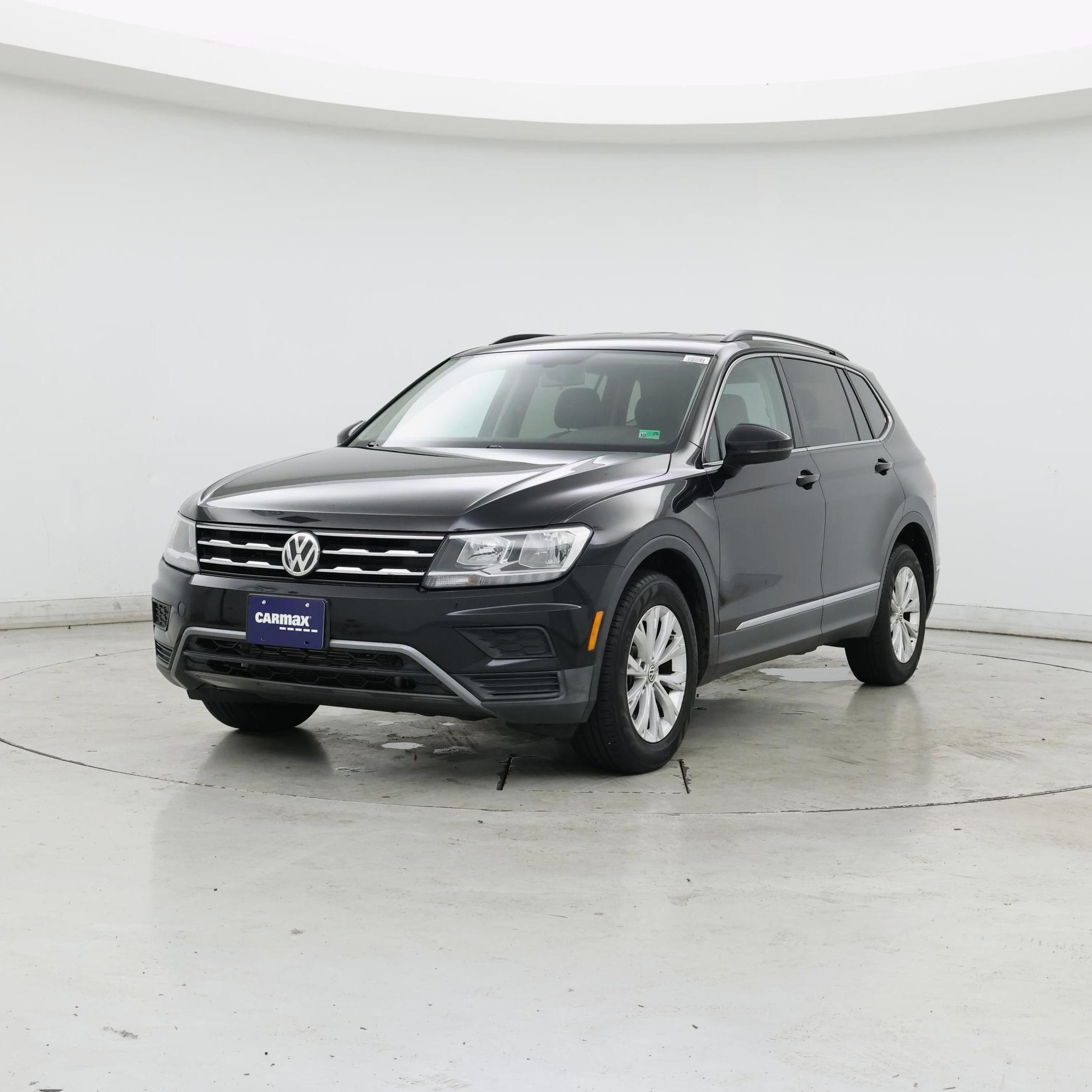 Thumbnail: 2018 Volkswagen Tiguan - 4