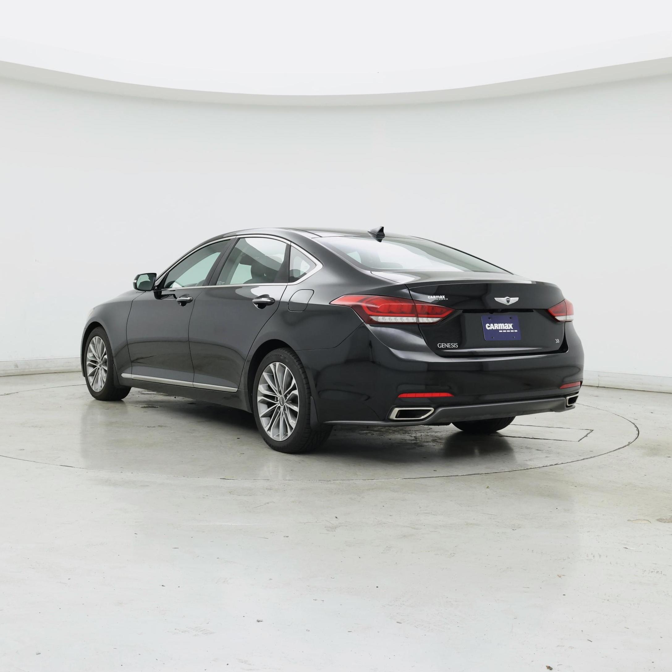 Thumbnail: 2015 Hyundai Genesis - 2