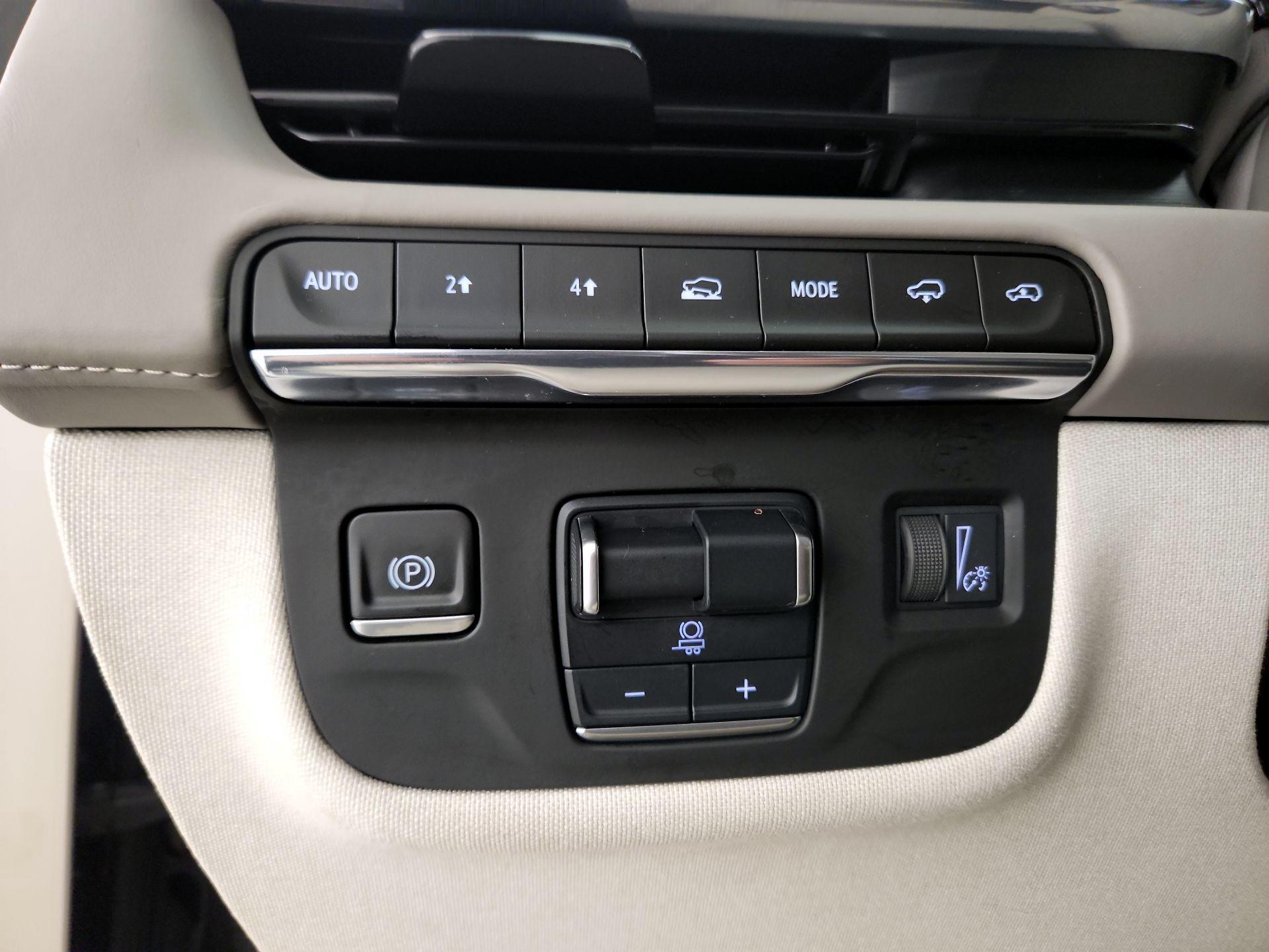 Thumbnail: 2021 Cadillac Escalade - 13