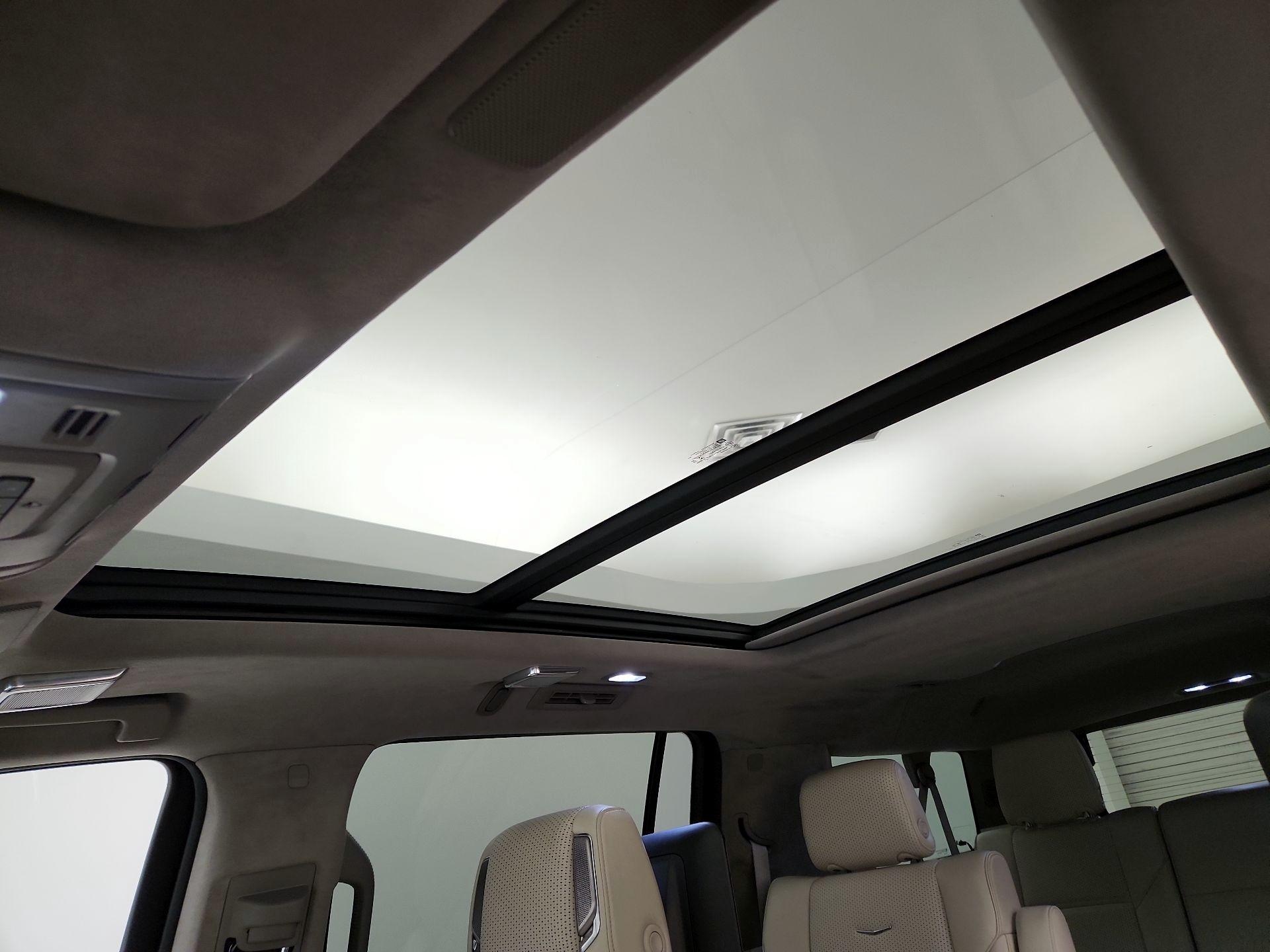 Thumbnail: 2021 Cadillac Escalade - 20