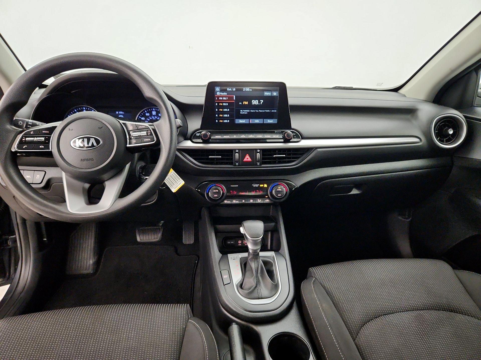 Thumbnail: 2019 Kia Forte - 9