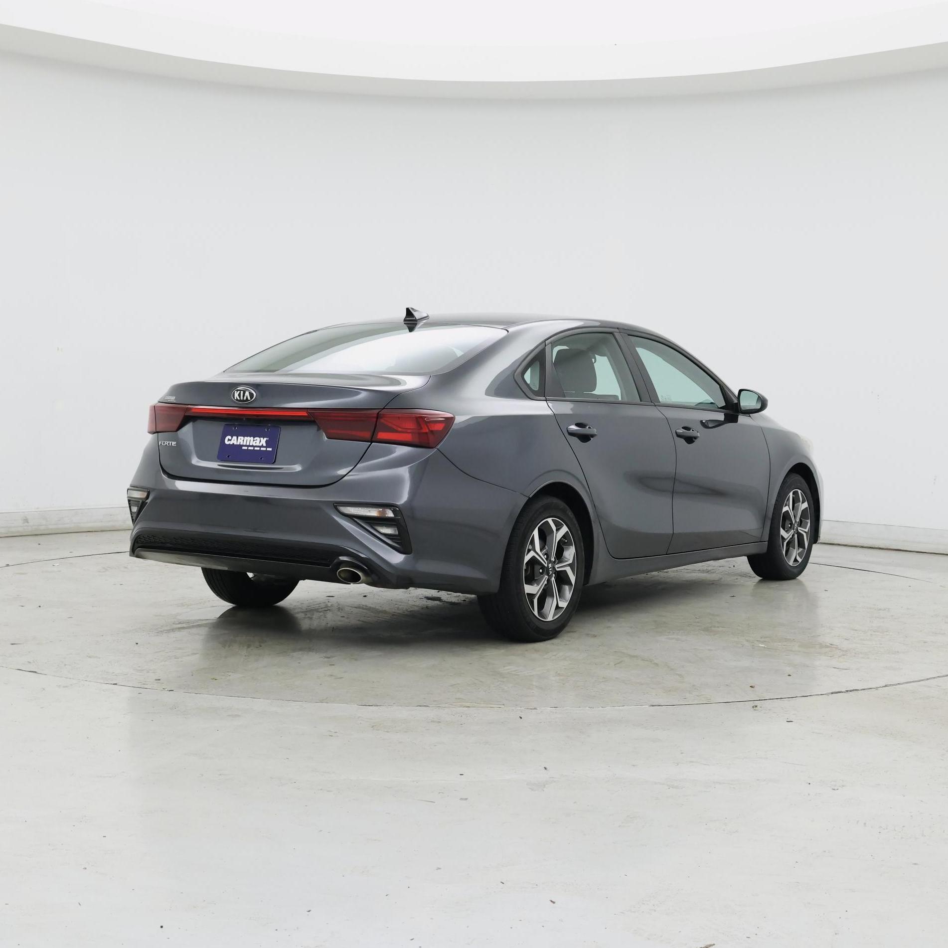 Thumbnail: 2019 Kia Forte - 8
