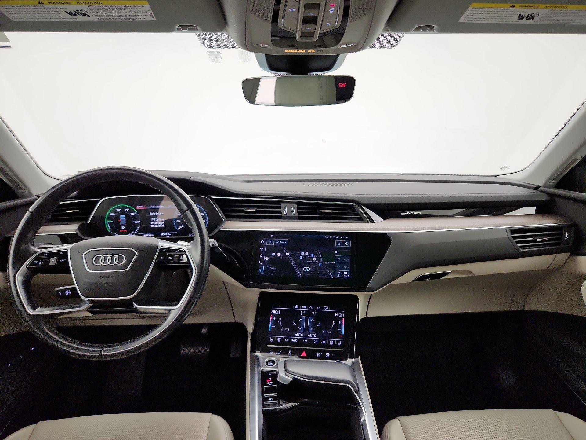 Thumbnail: 2024 Audi Q8 e-tron - 9