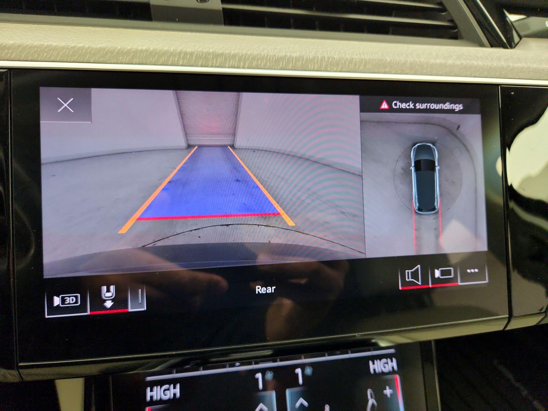 Thumbnail: 2024 Audi Q8 e-tron - 15