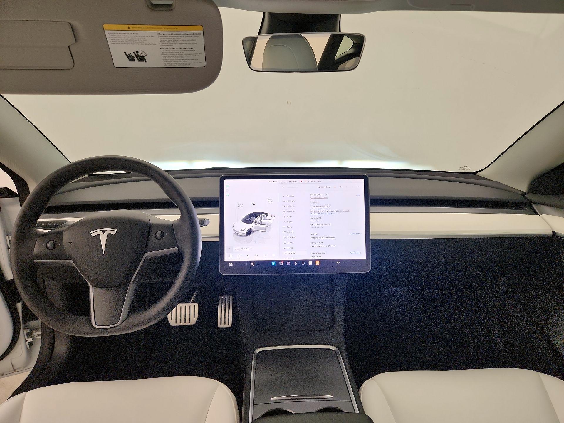 Thumbnail: 2022 Tesla Model 3 - 9