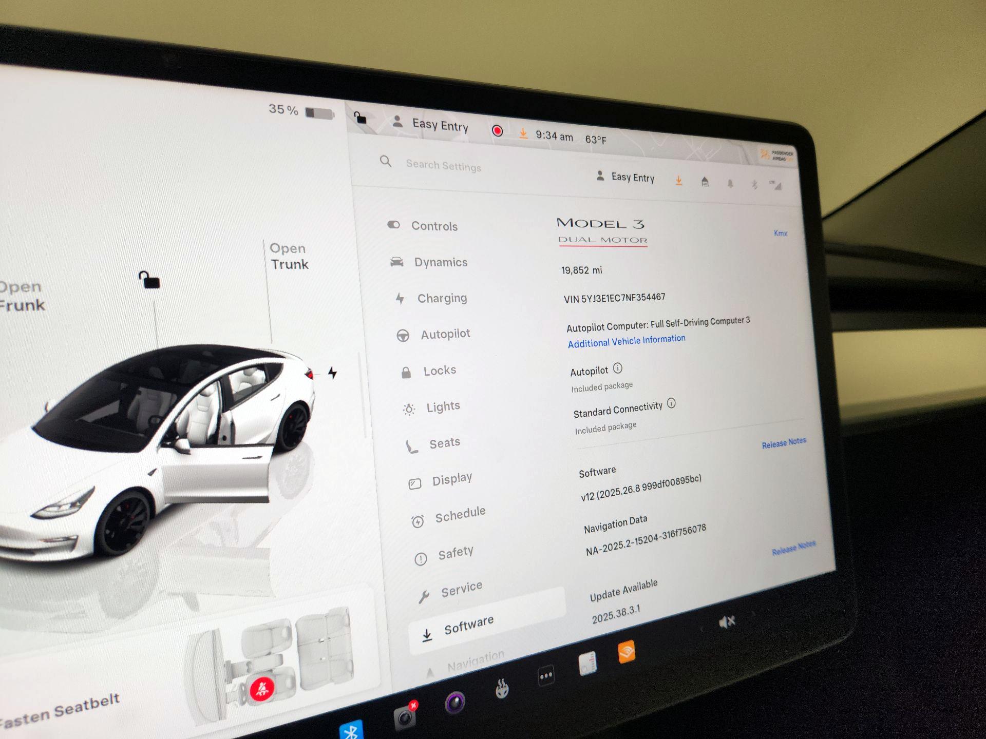 Thumbnail: 2022 Tesla Model 3 - 13