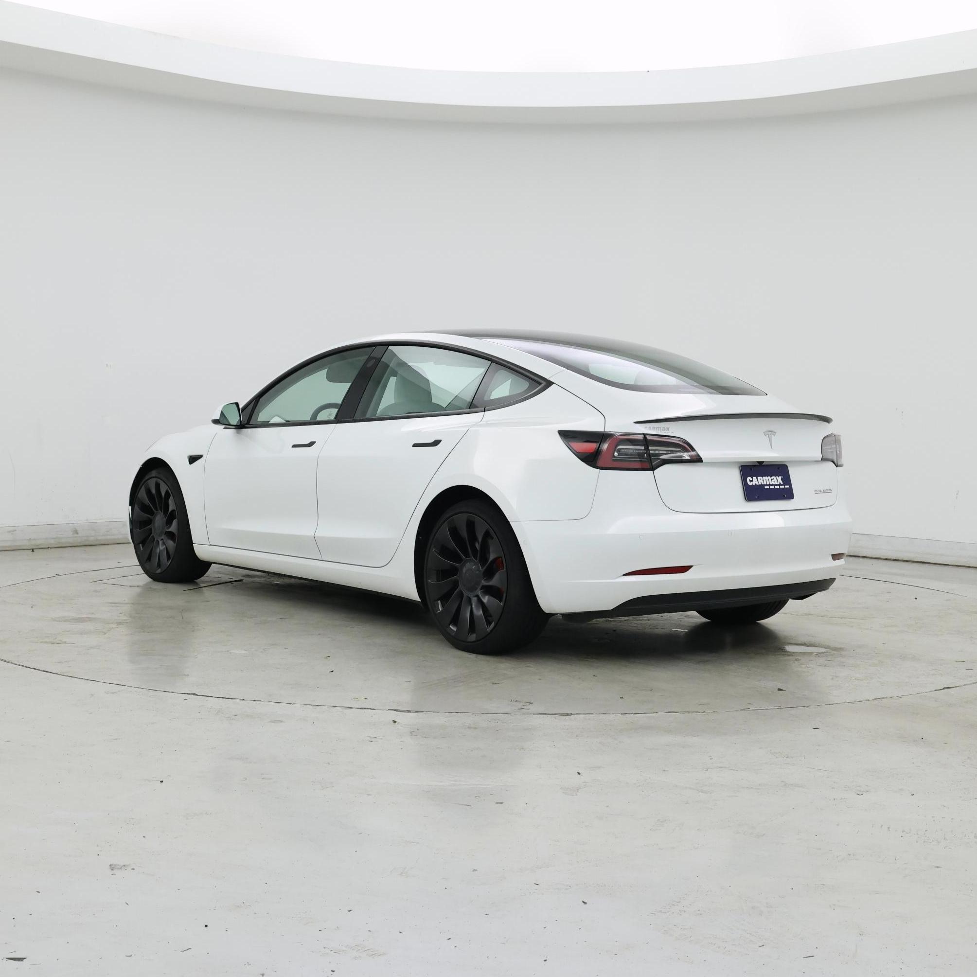 Thumbnail: 2022 Tesla Model 3 - 2