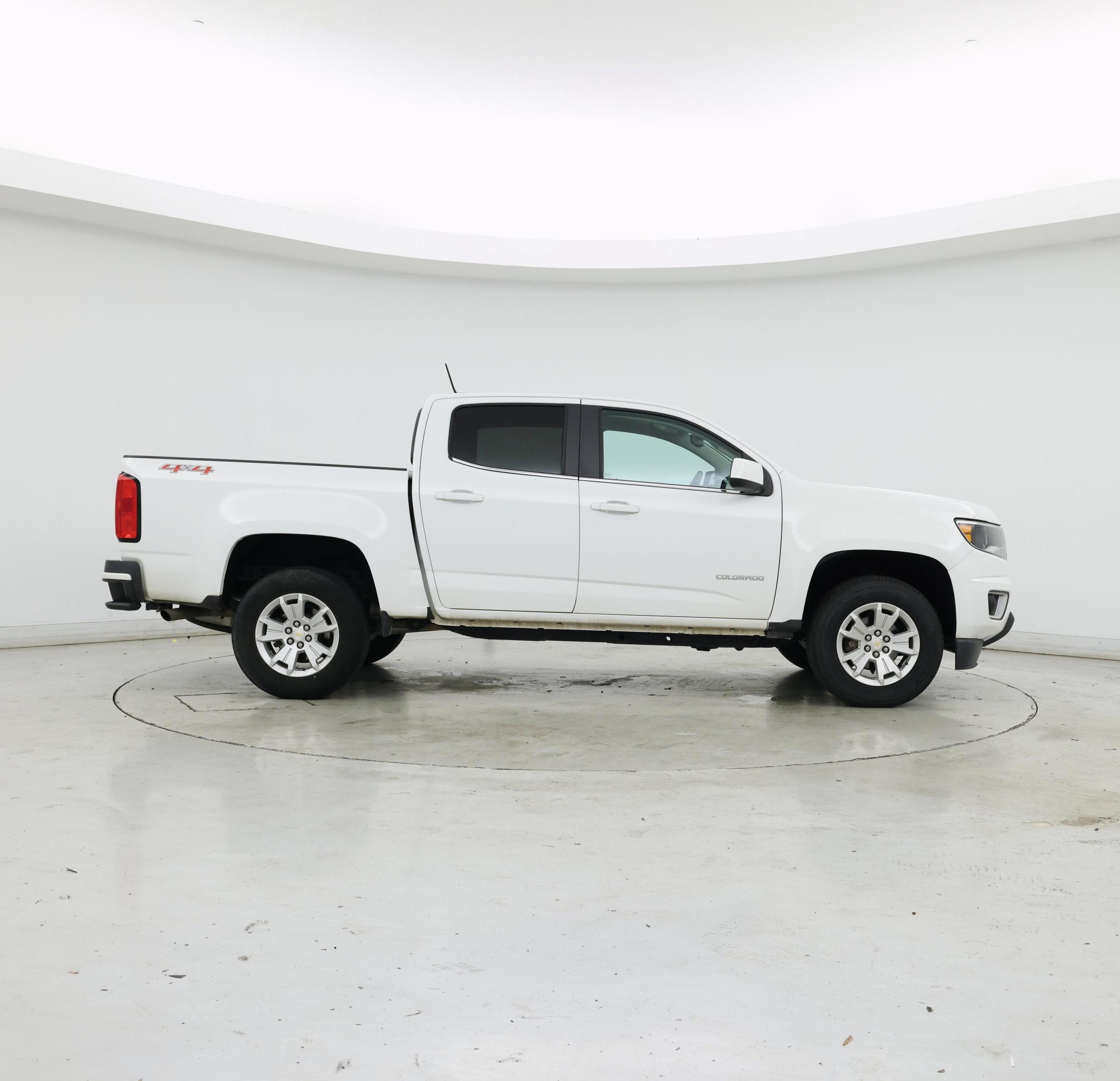 Thumbnail: 2019 Chevrolet Colorado - 7