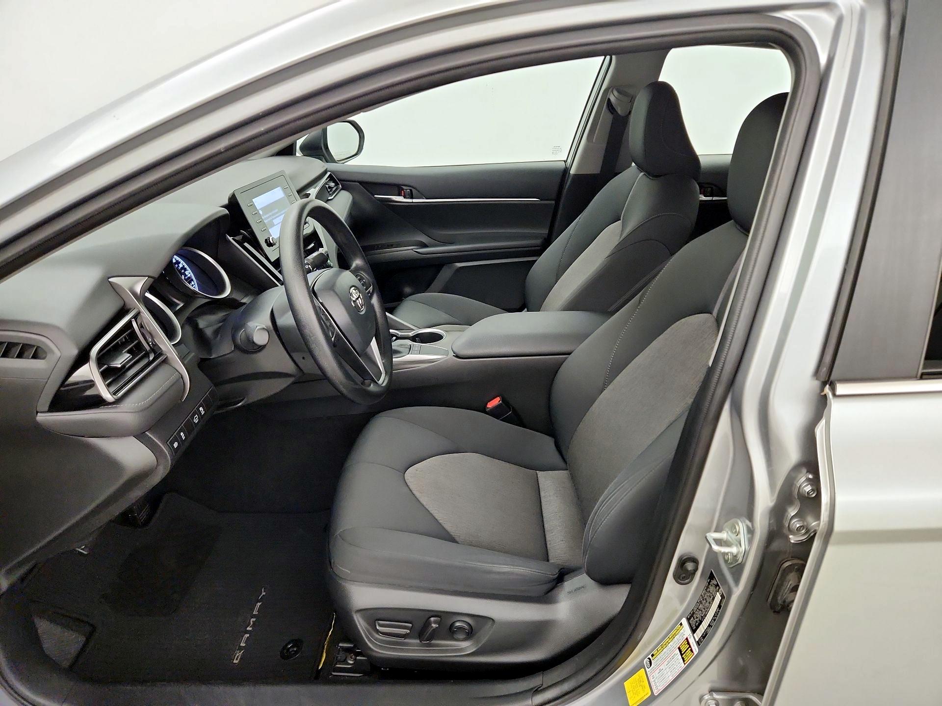 Thumbnail: 2022 Toyota Camry - 11