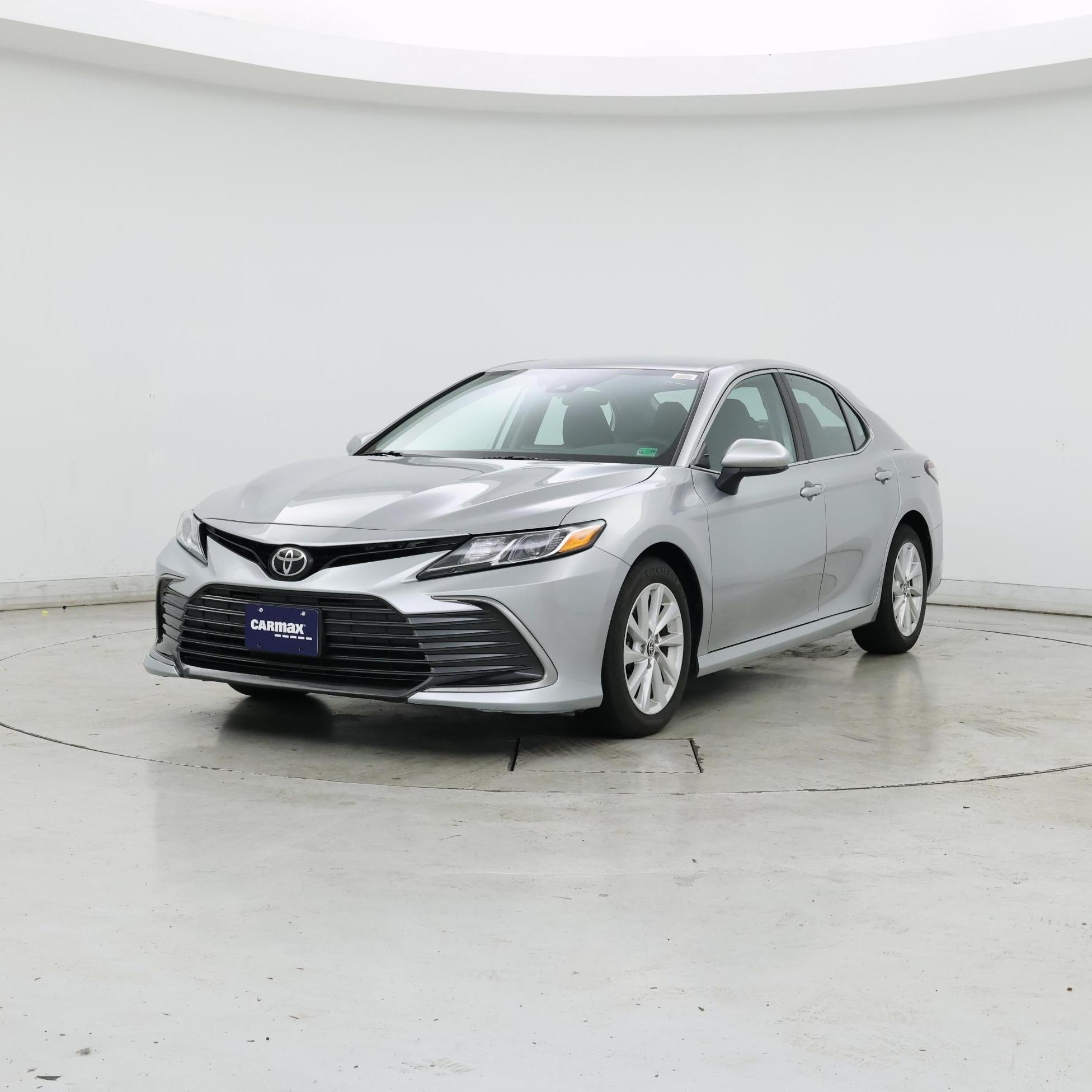 Thumbnail: 2022 Toyota Camry - 4