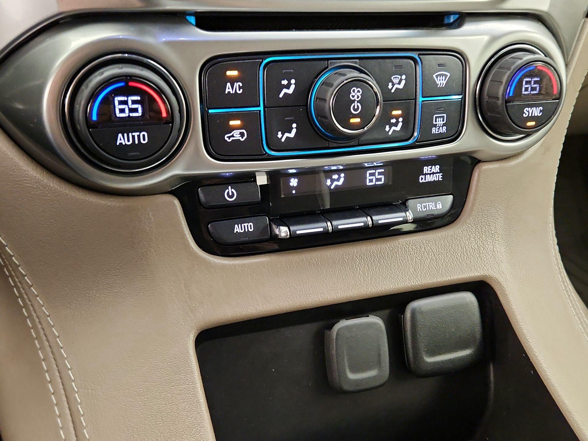 Thumbnail: 2018 Chevrolet Tahoe - 17