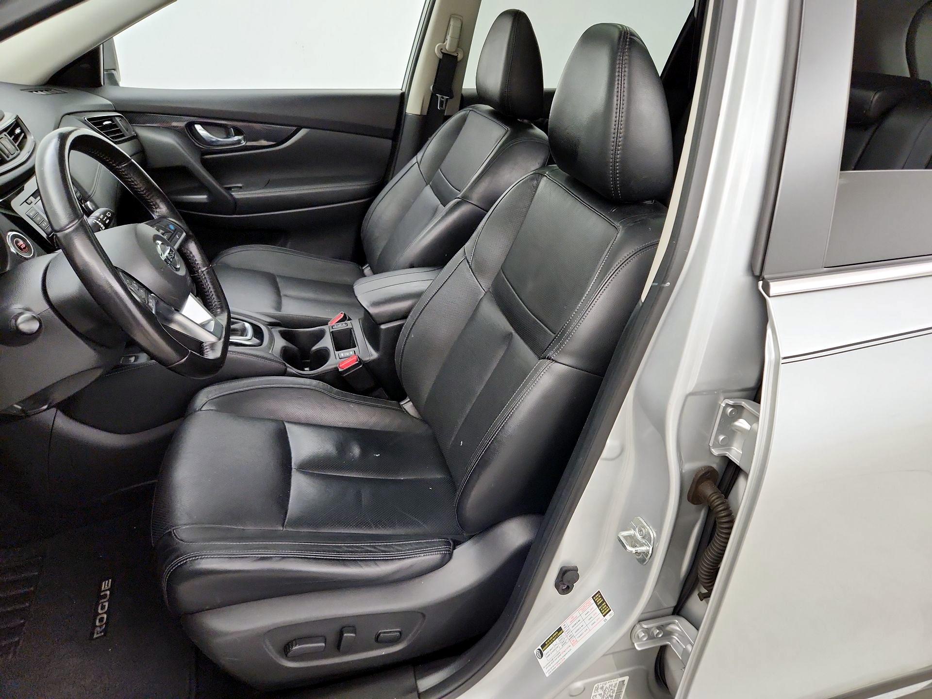 Thumbnail: 2018 Nissan Rogue - 11