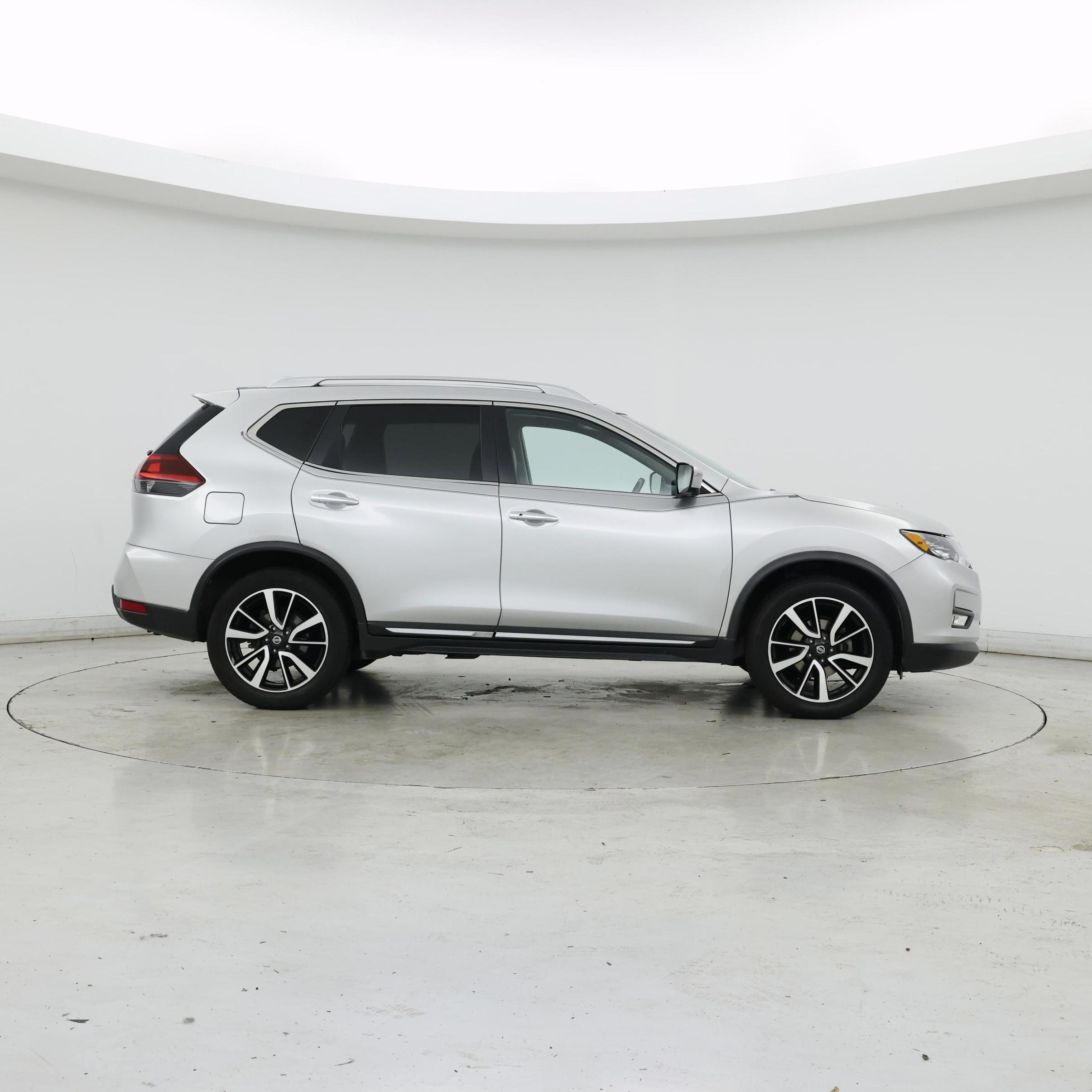 Thumbnail: 2018 Nissan Rogue - 7