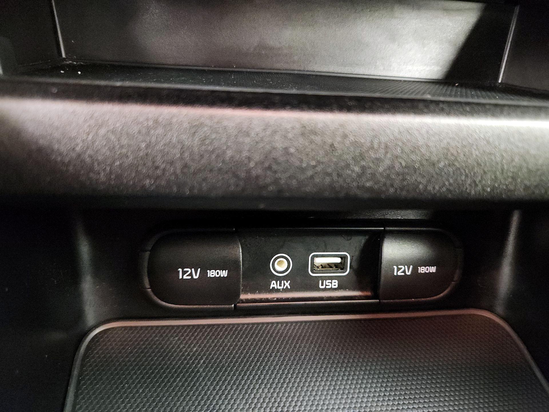 Thumbnail: 2021 Kia Forte - 18