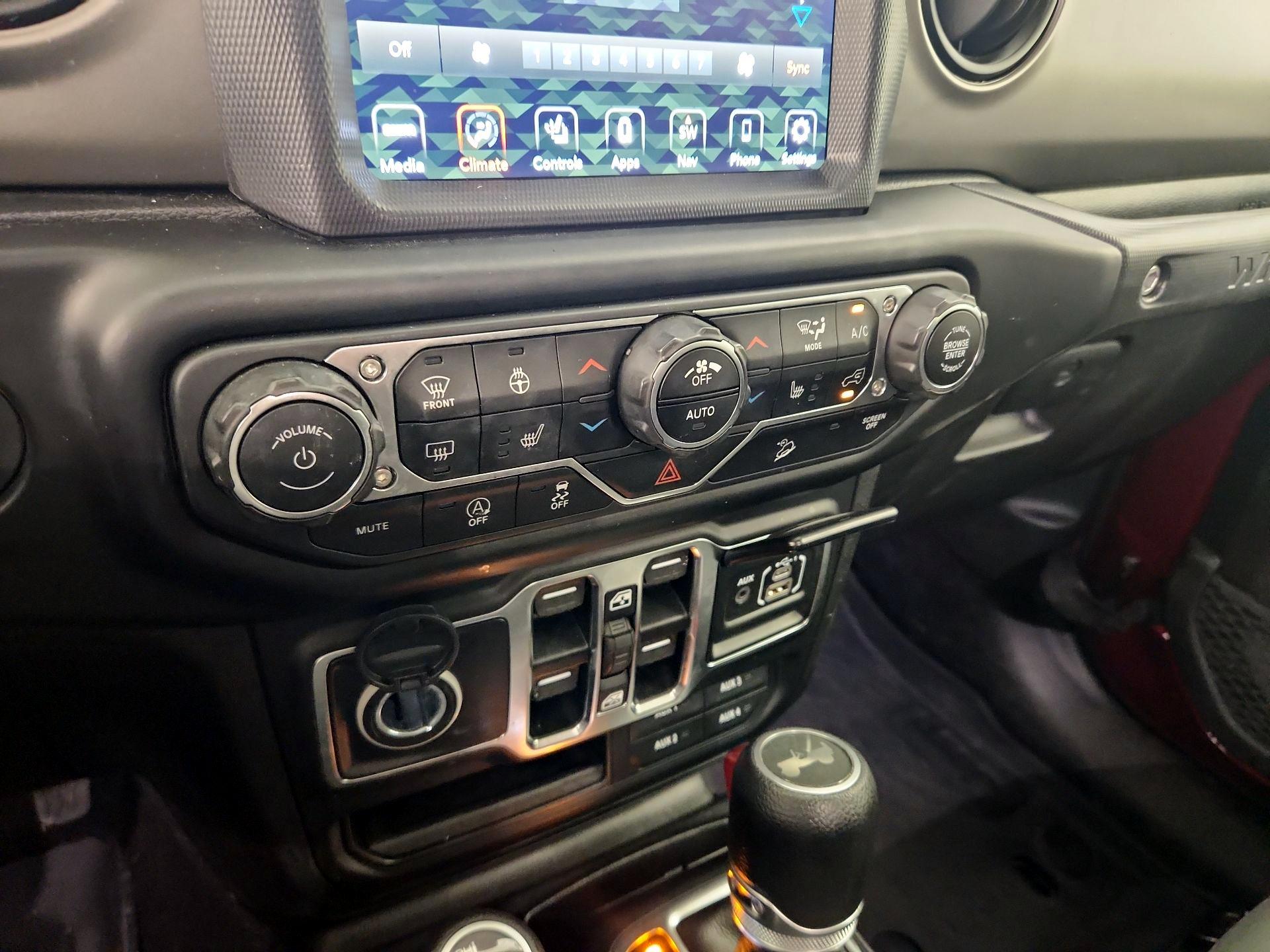 Thumbnail: 2021 Jeep Wrangler - 17