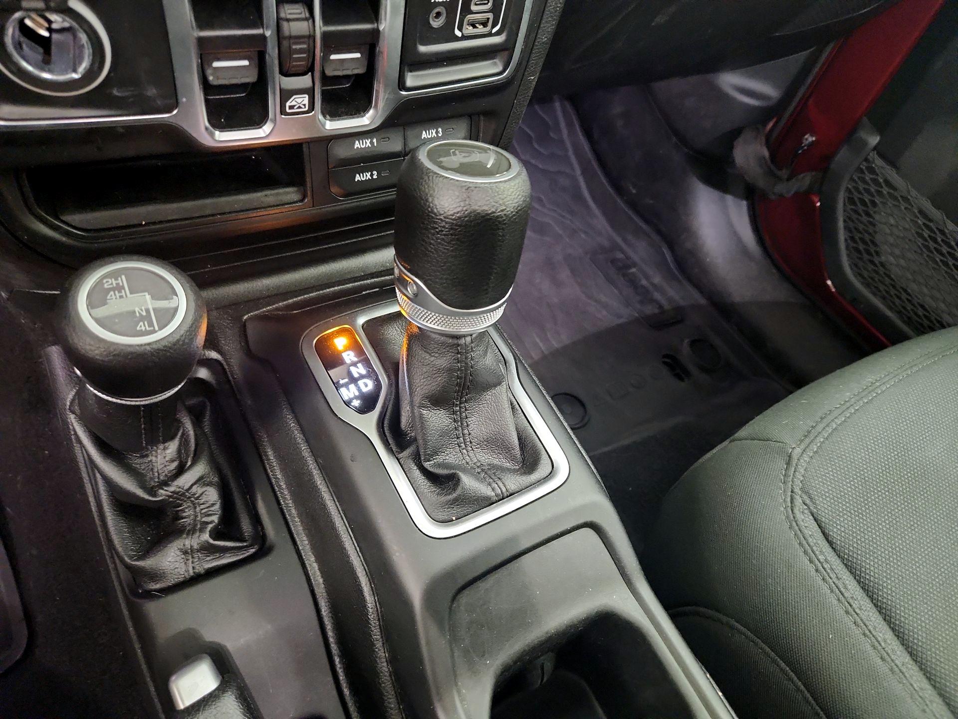 Thumbnail: 2021 Jeep Wrangler - 18