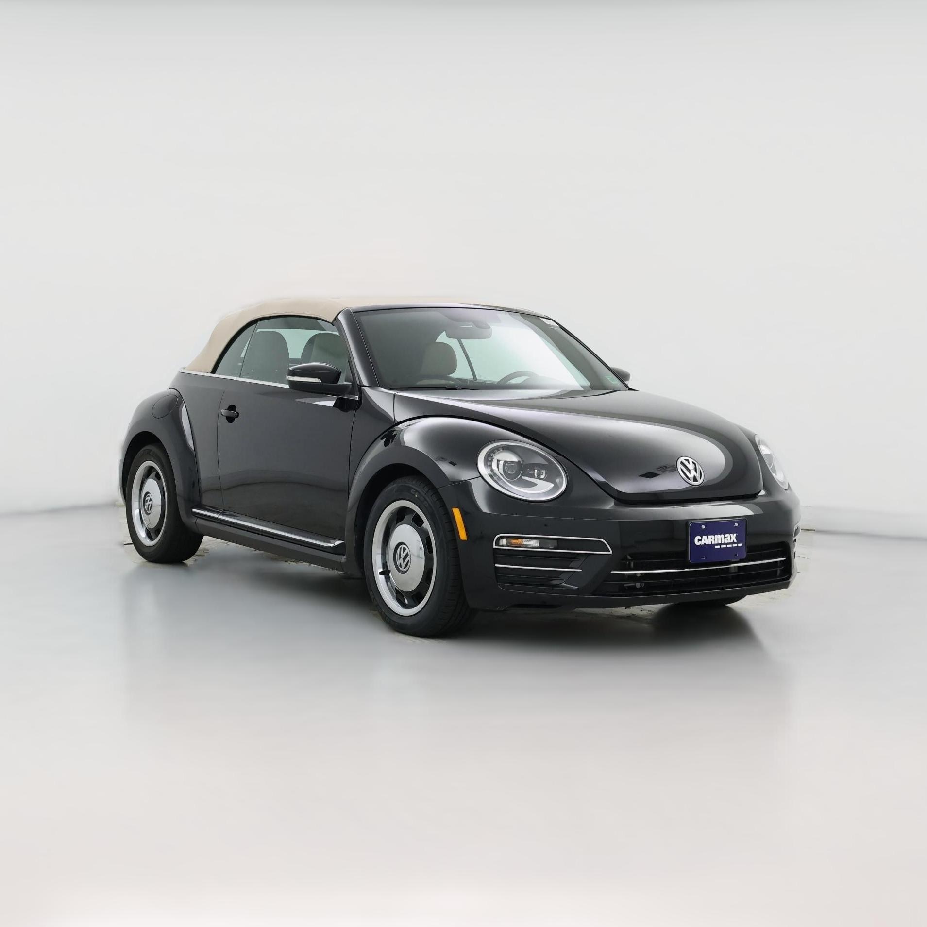 Thumbnail: 2018 Volkswagen Beetle - 1