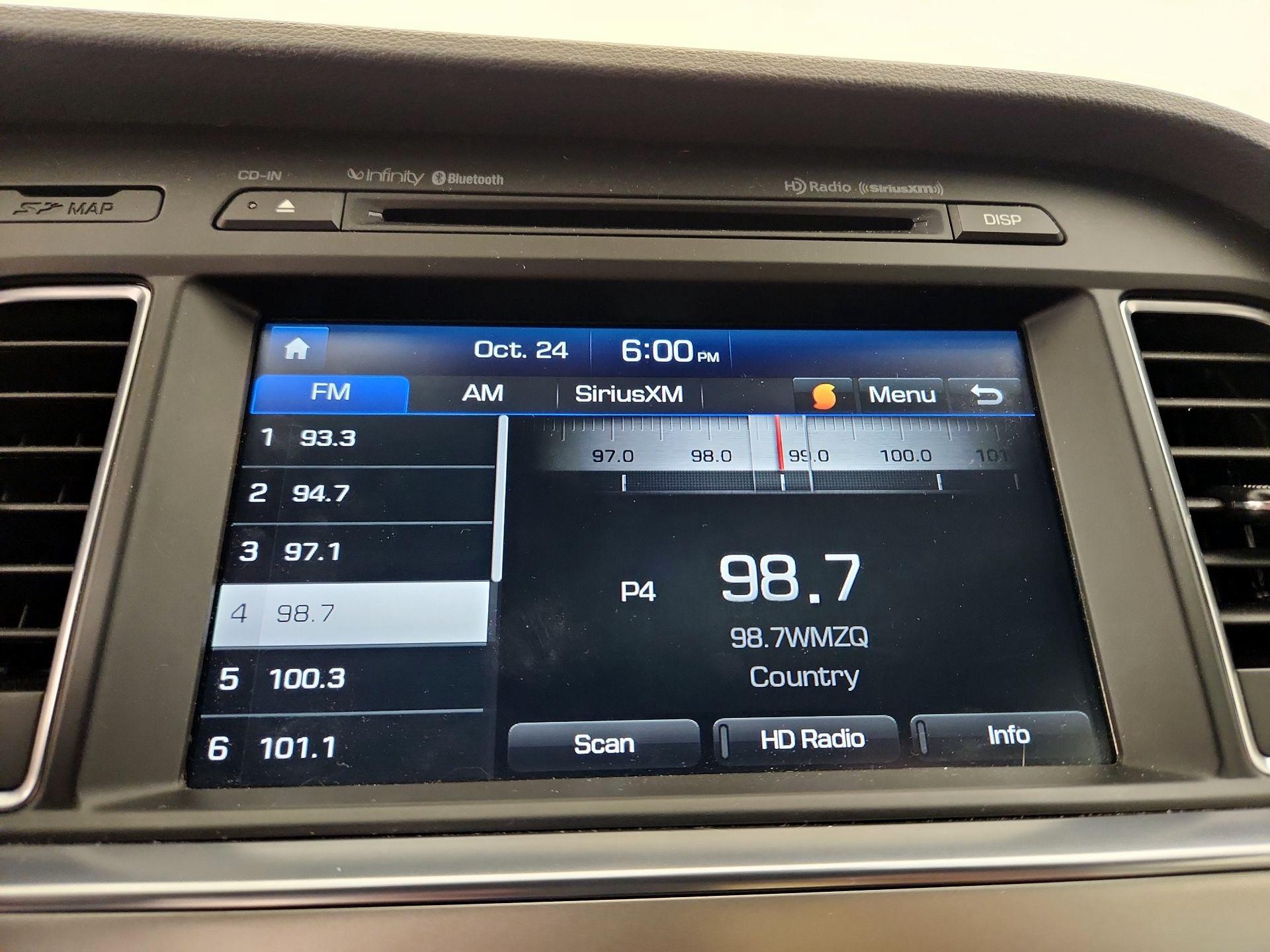 Thumbnail: 2015 Hyundai Sonata - 16