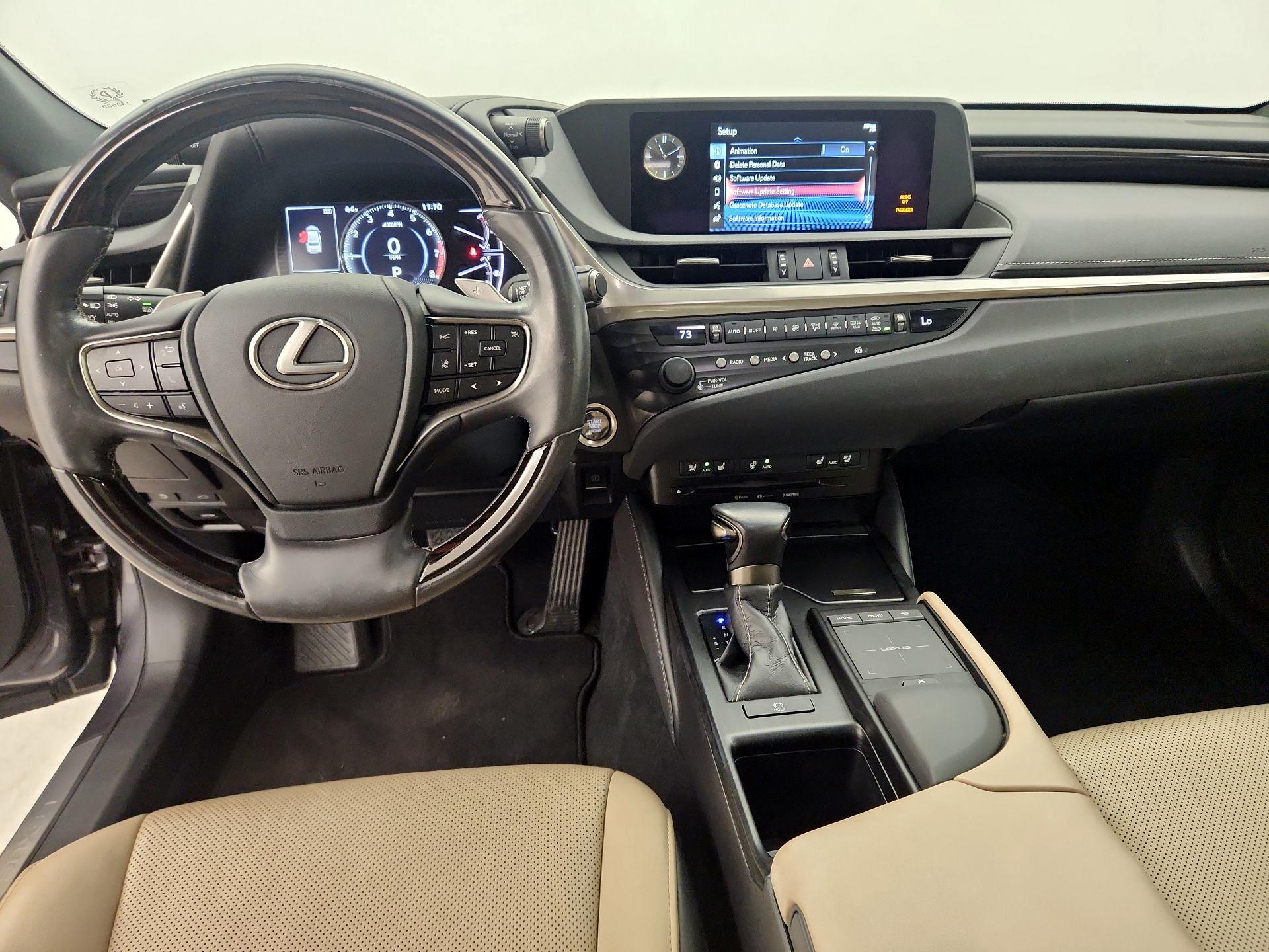 Thumbnail: 2020 Lexus ES - 9
