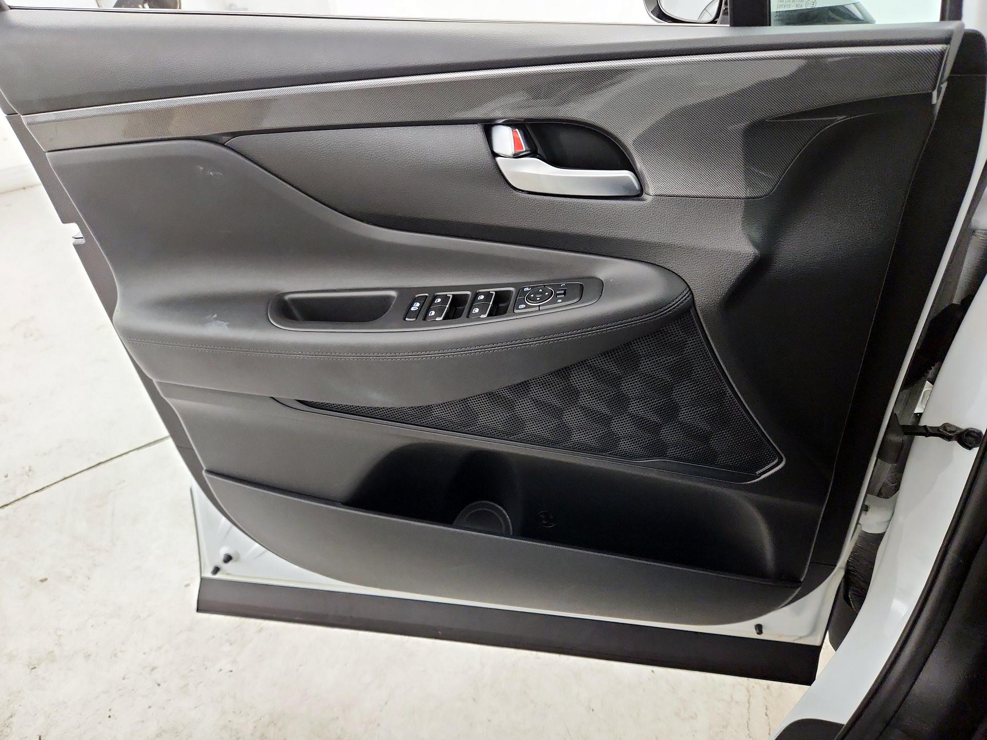 Thumbnail: 2022 Hyundai Santa Fe - 12