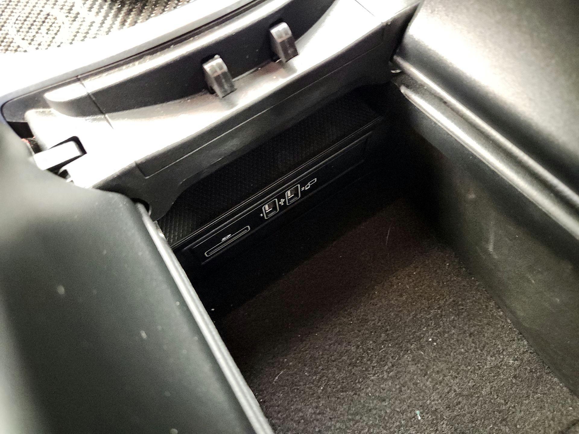 Thumbnail: 2023 Mercedes-Benz C-Class - 18