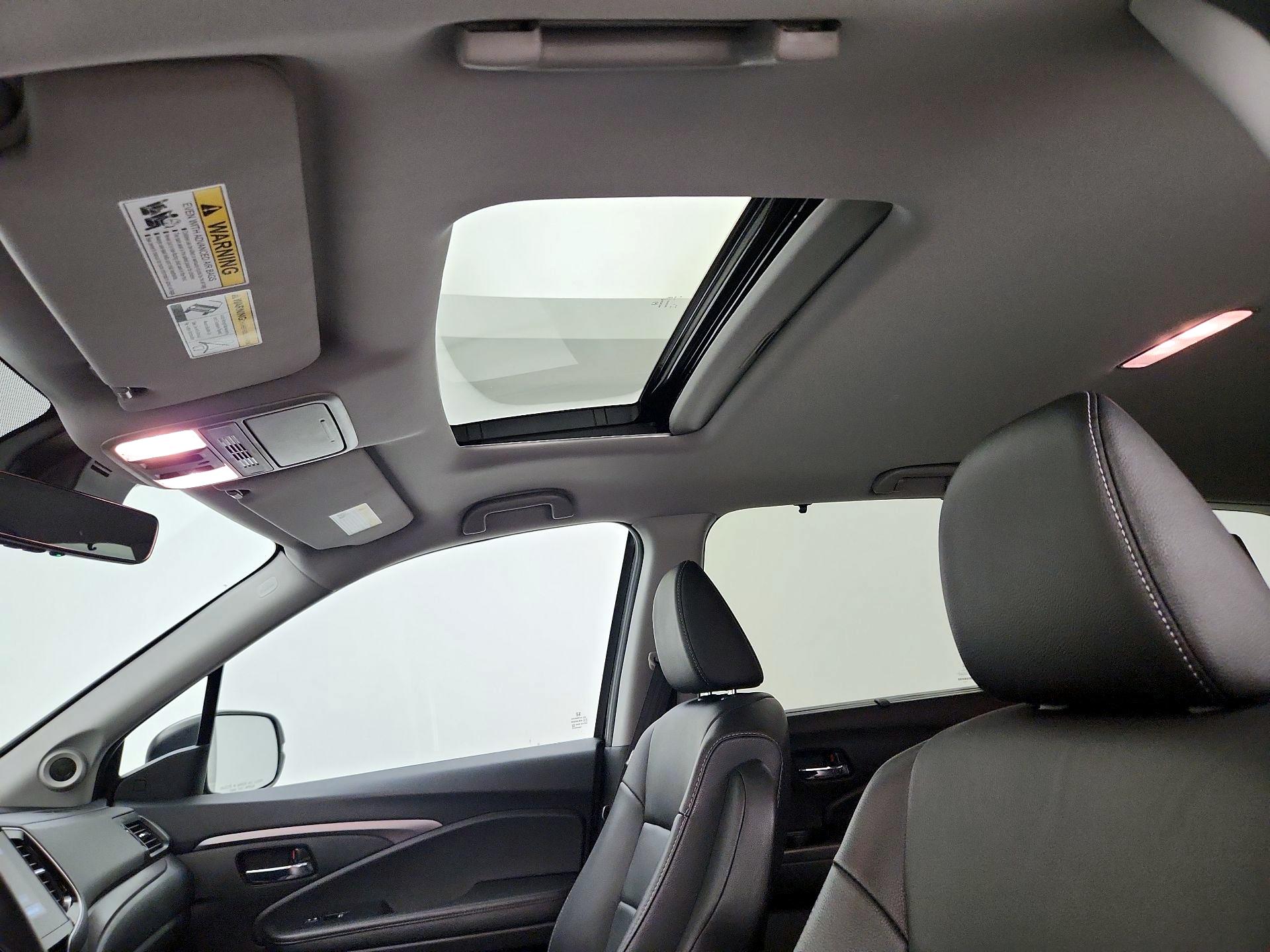 Thumbnail: 2022 Honda Pilot - 19