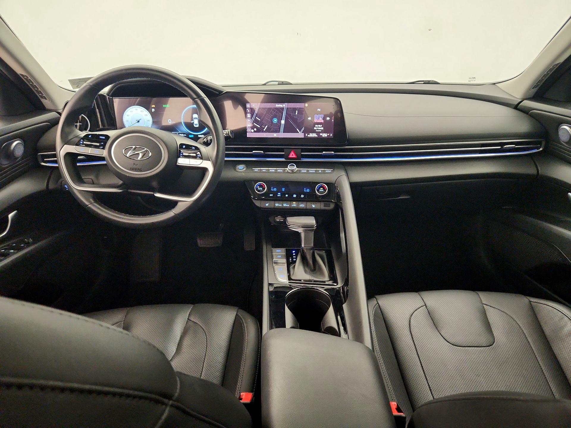 Thumbnail: 2022 Hyundai Elantra - 9