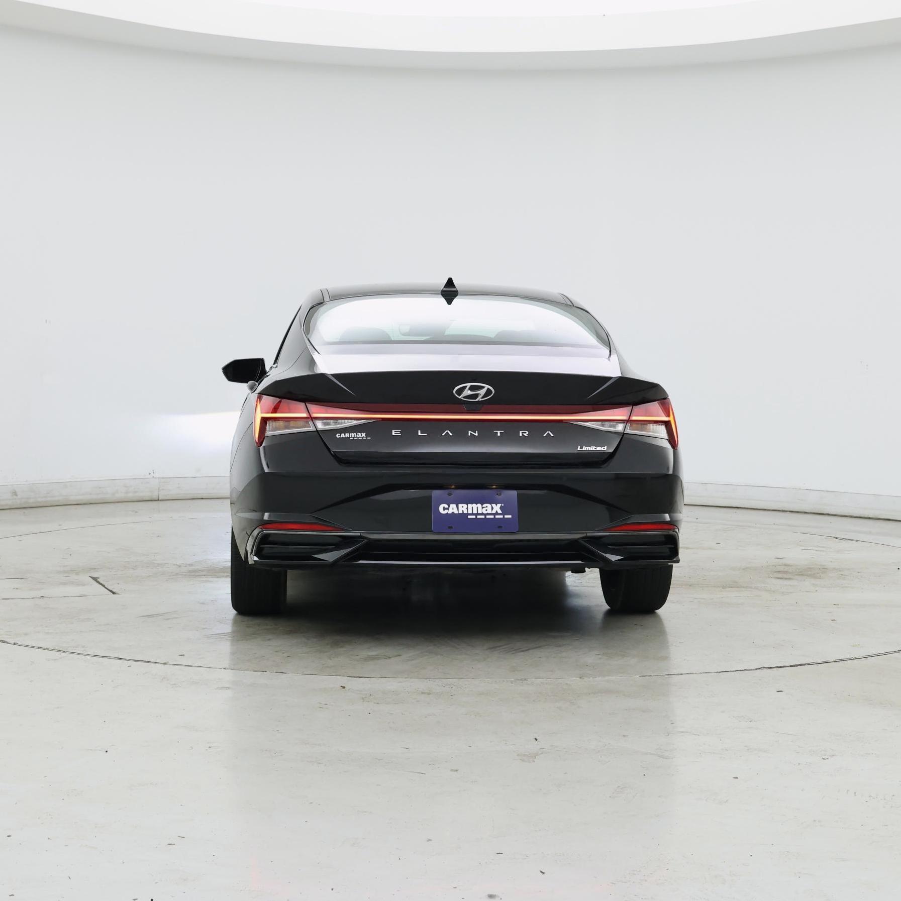 Thumbnail: 2022 Hyundai Elantra - 6