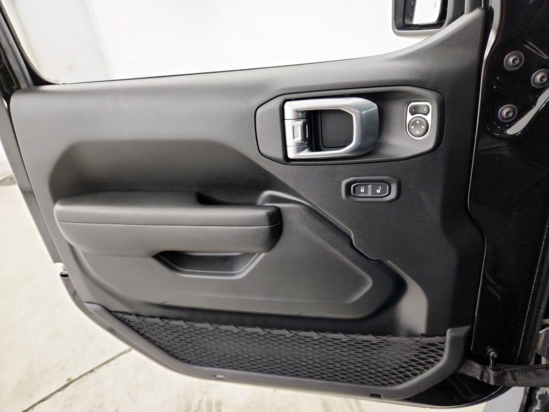 Thumbnail: 2024 Jeep Wrangler - 12