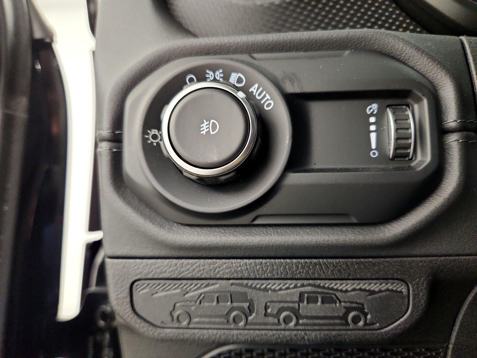 Thumbnail: 2024 Jeep Wrangler - 13