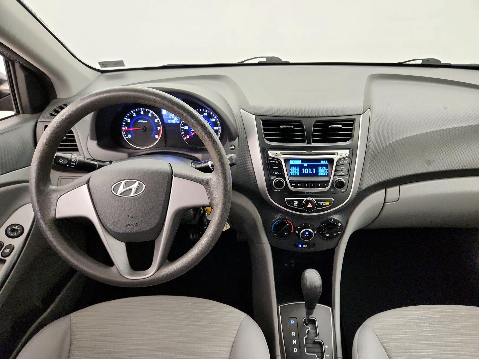 Thumbnail: 2017 Hyundai Accent - 9