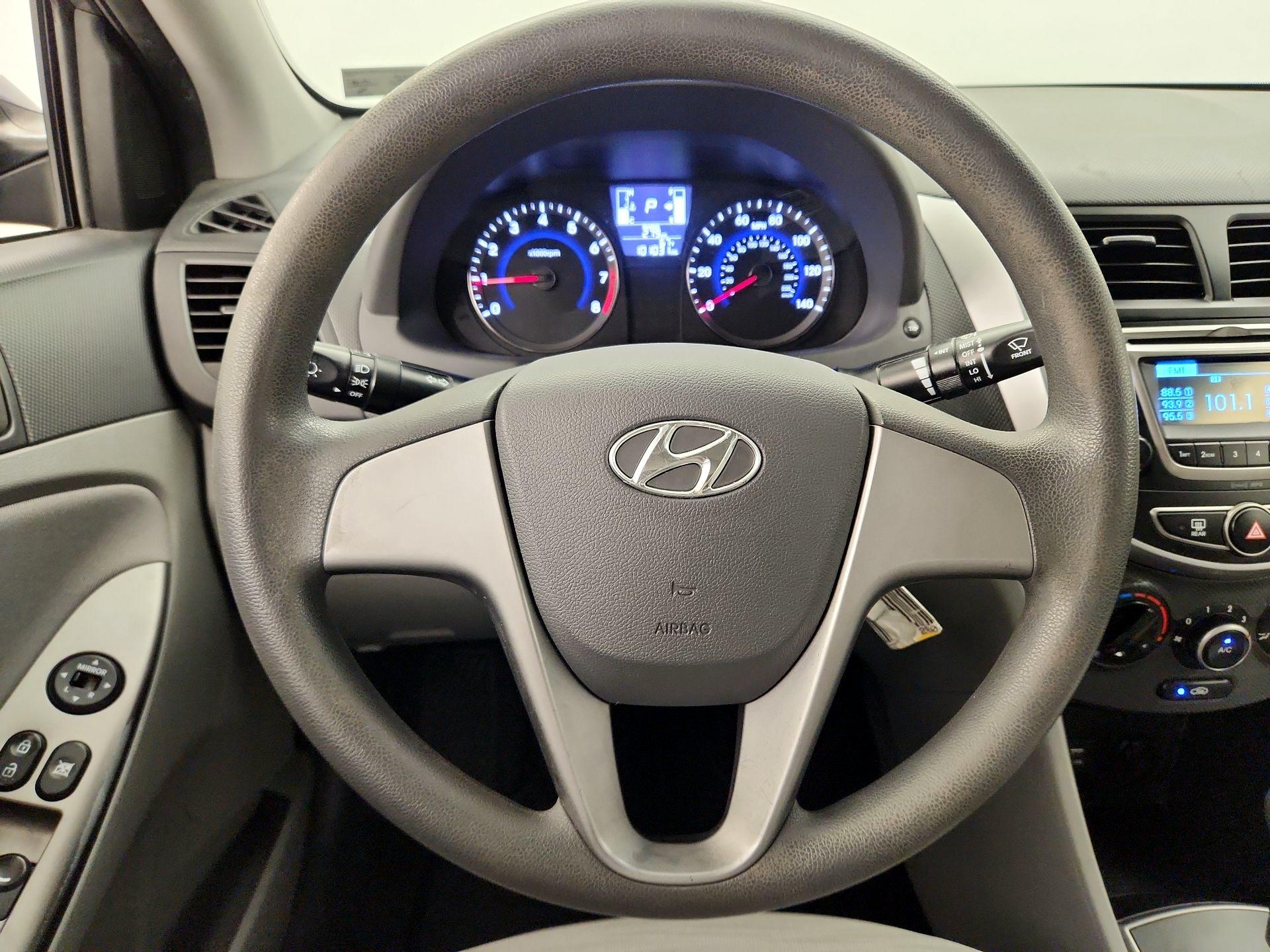 Thumbnail: 2017 Hyundai Accent - 10