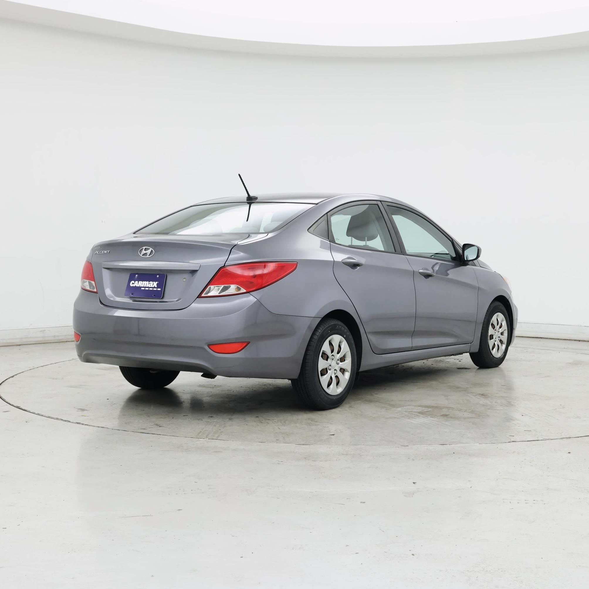 Thumbnail: 2017 Hyundai Accent - 8