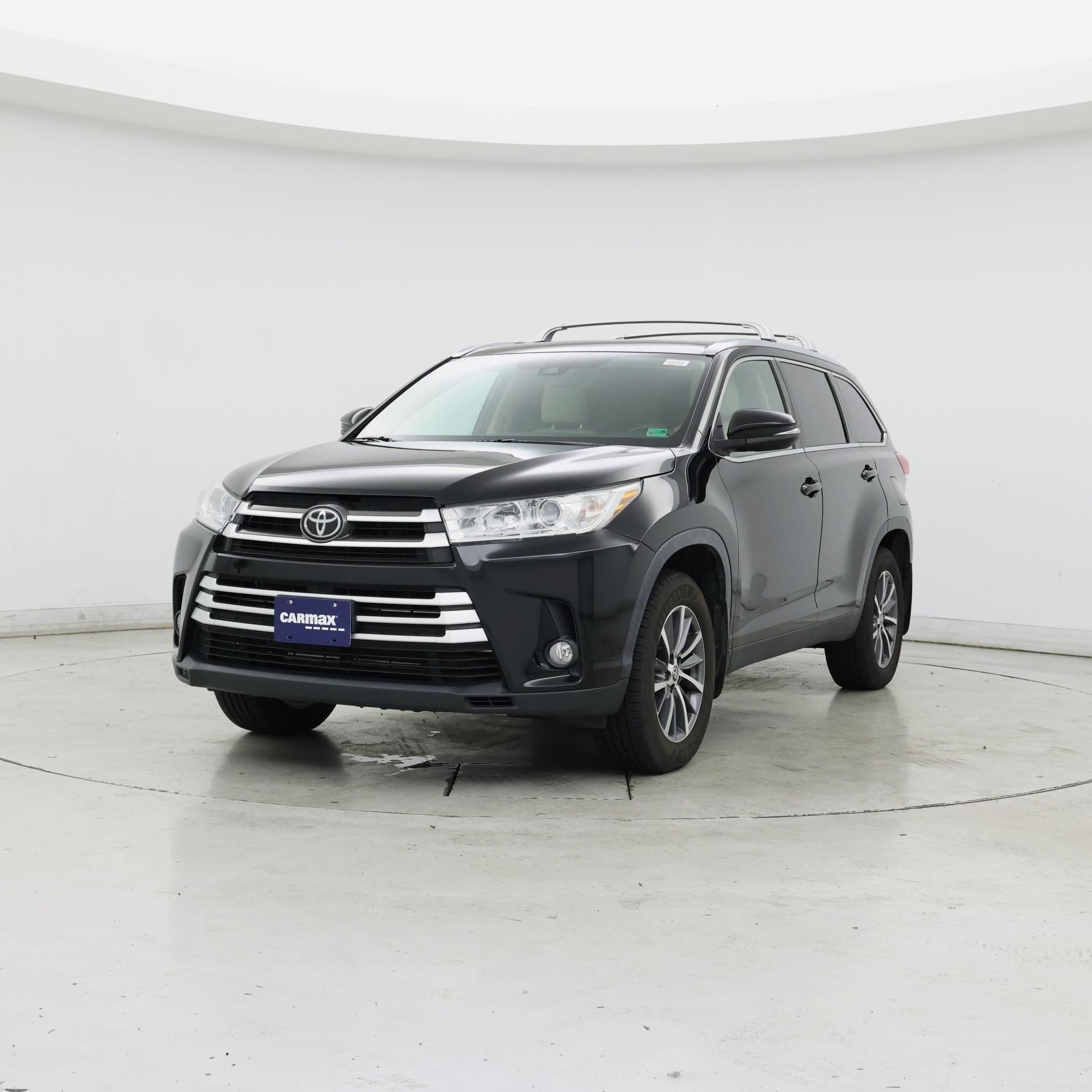Thumbnail: 2019 Toyota Highlander - 4