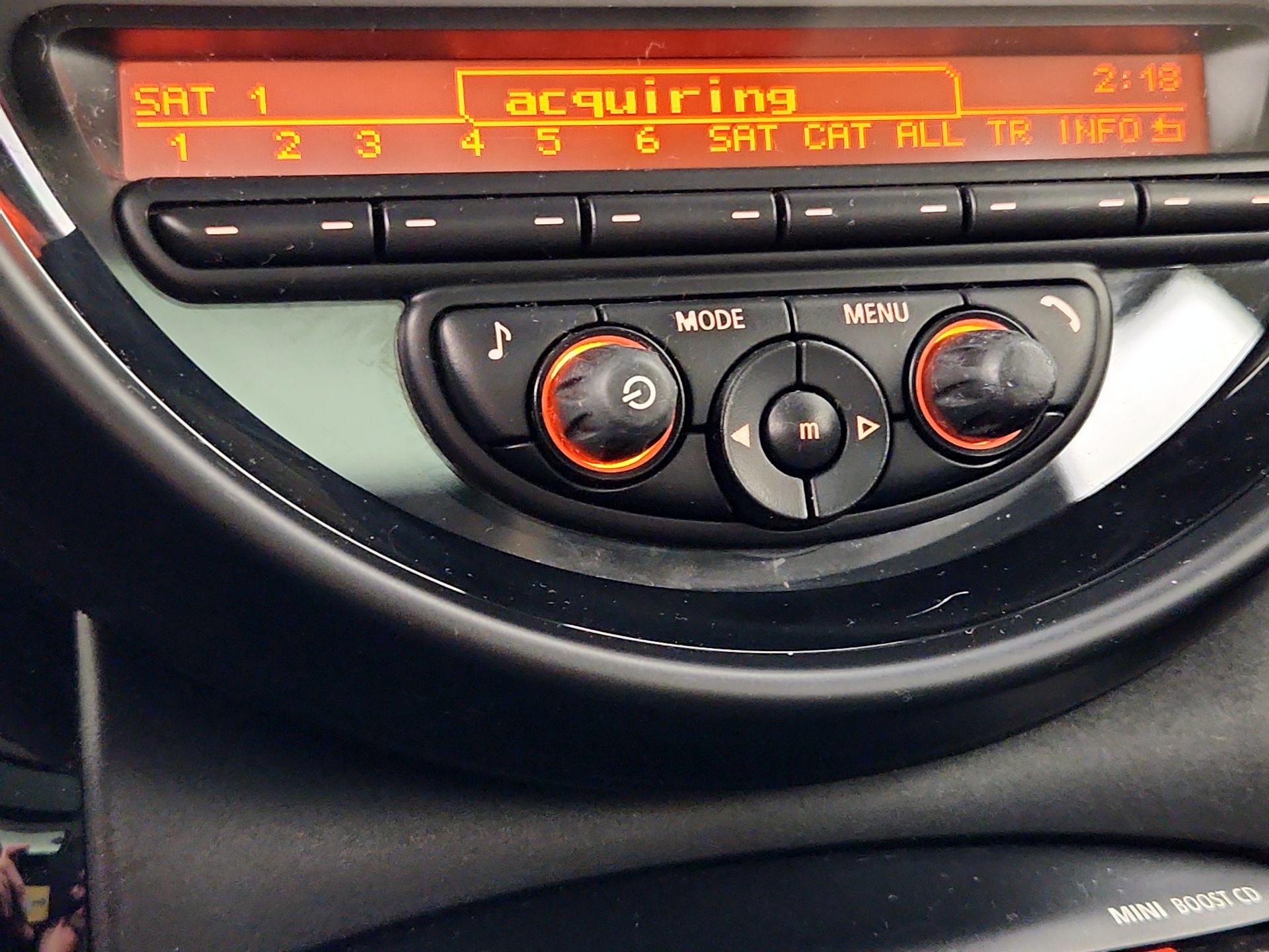 Thumbnail: 2015 MINI Cooper Countryman - 14
