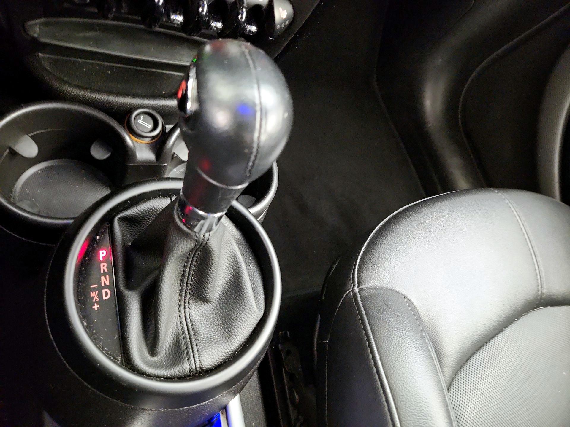 Thumbnail: 2015 MINI Cooper Countryman - 16
