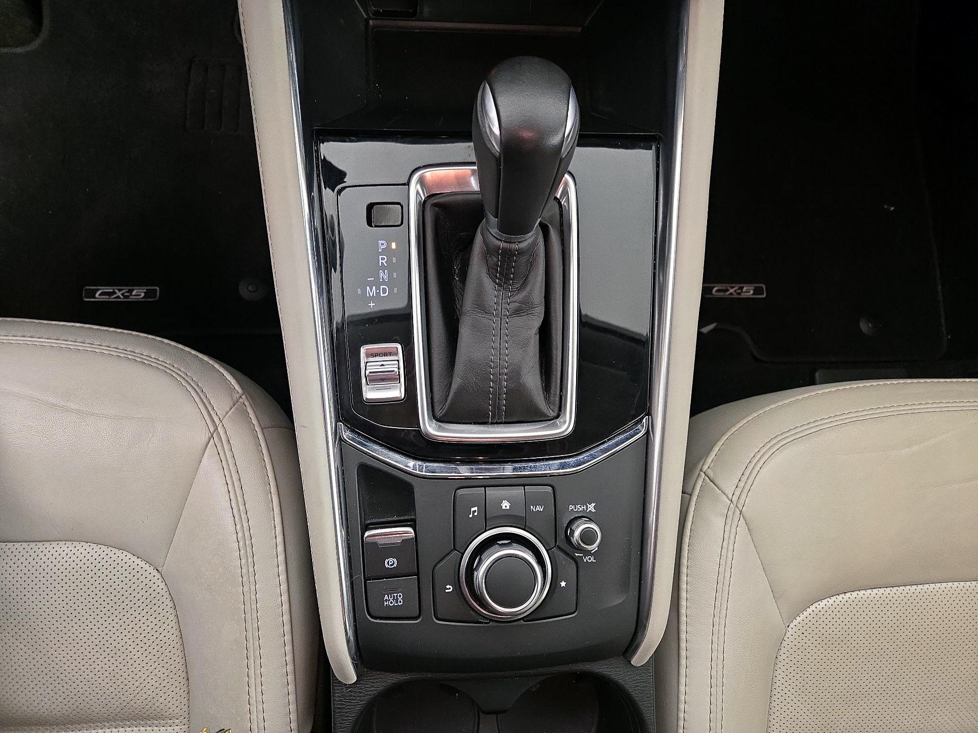 Thumbnail: 2018 Mazda CX-5 - 18